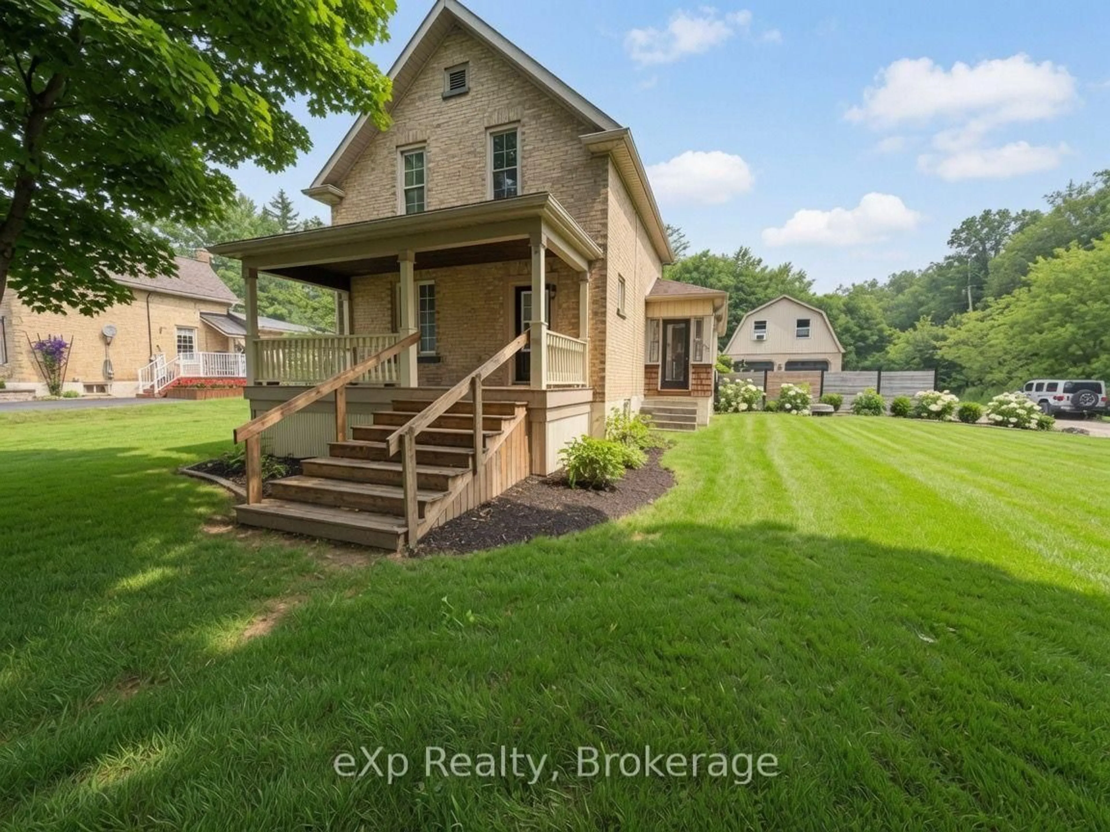 A pic from outside/outdoor area/front of a property/back of a property/a pic from drone, water/lake/river/ocean view for 853 7th Ave, Hanover Ontario N4N 2K3