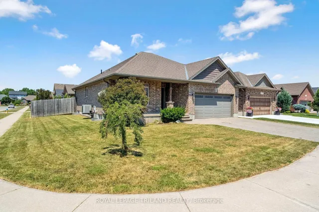 35 Cassie Cres, Strathroy-Caradoc 4