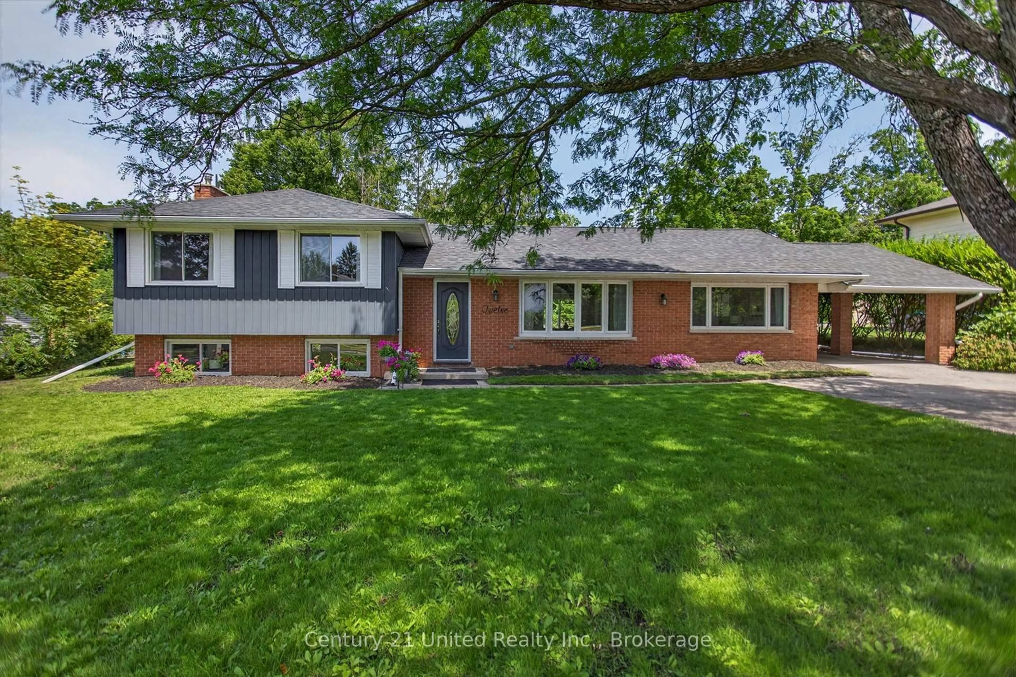 Home with brick exterior material, street for 12 Stewart Dr, Selwyn Ontario K0L 2H0