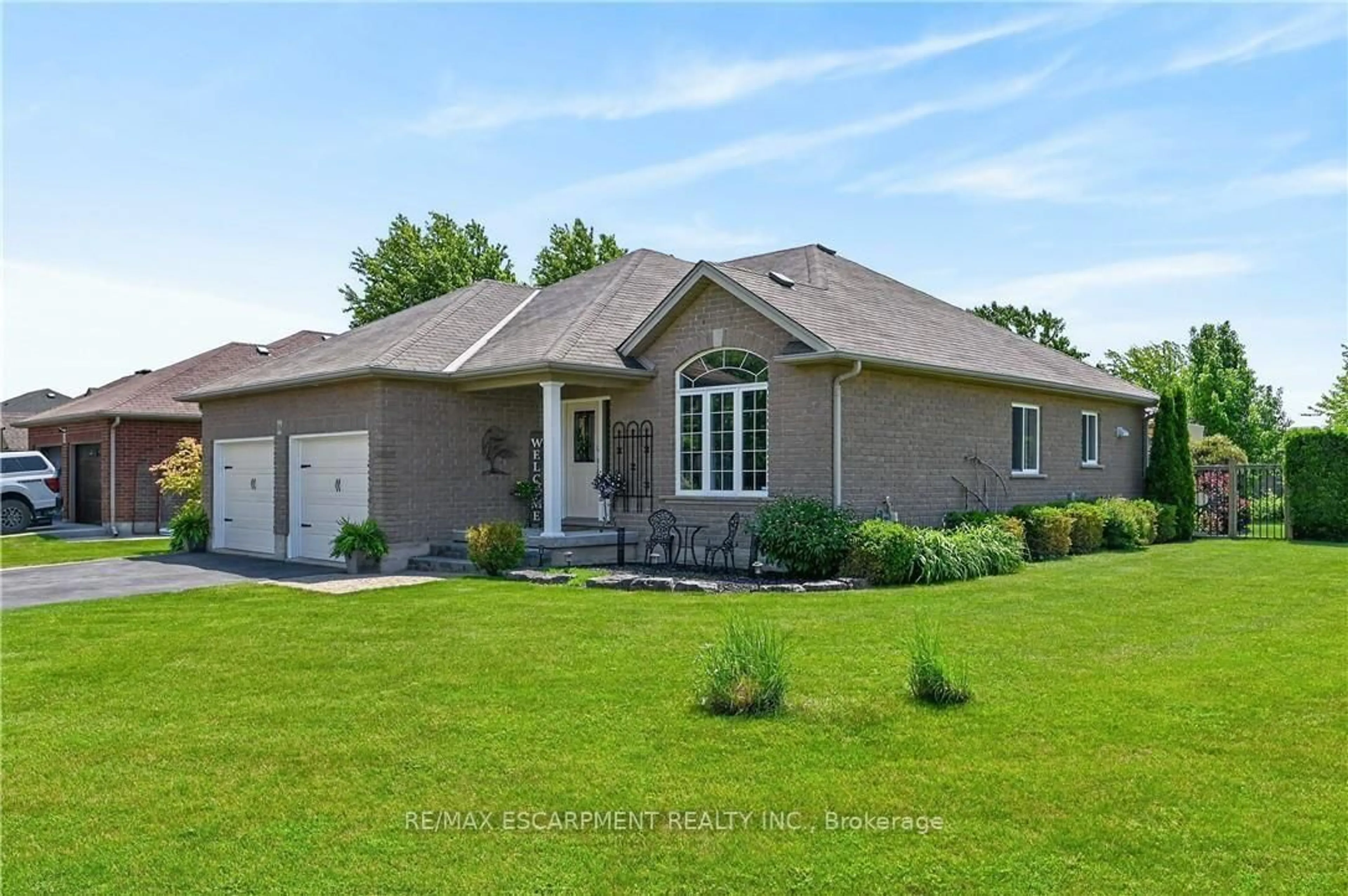 Home with brick exterior material, street for 138 Galinee Tr, Norfolk Ontario N0A 1N9