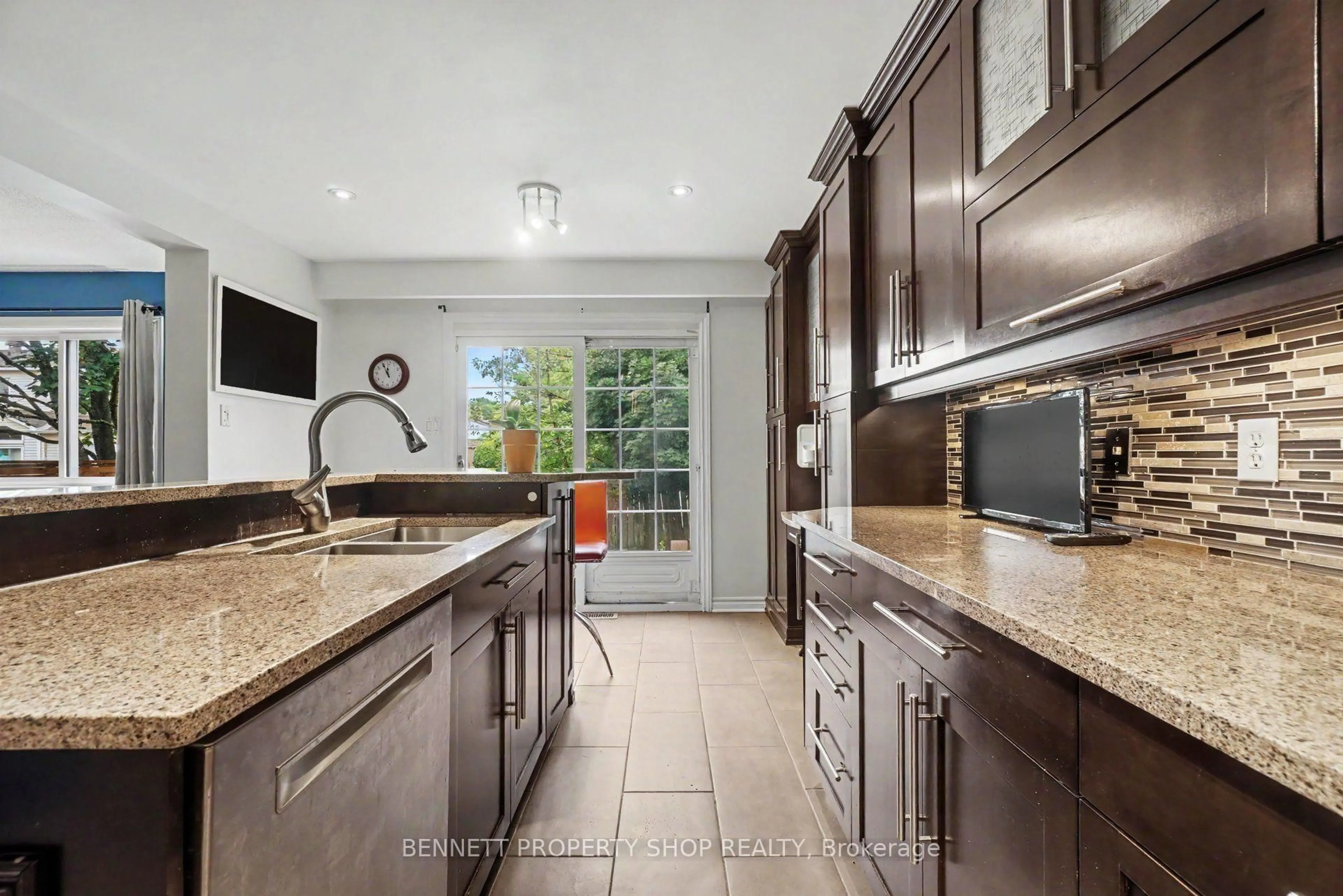 Contemporary kitchen, ceramic/tile floor for 1879 Leclair Cres, Orleans Ontario K1E 3S1