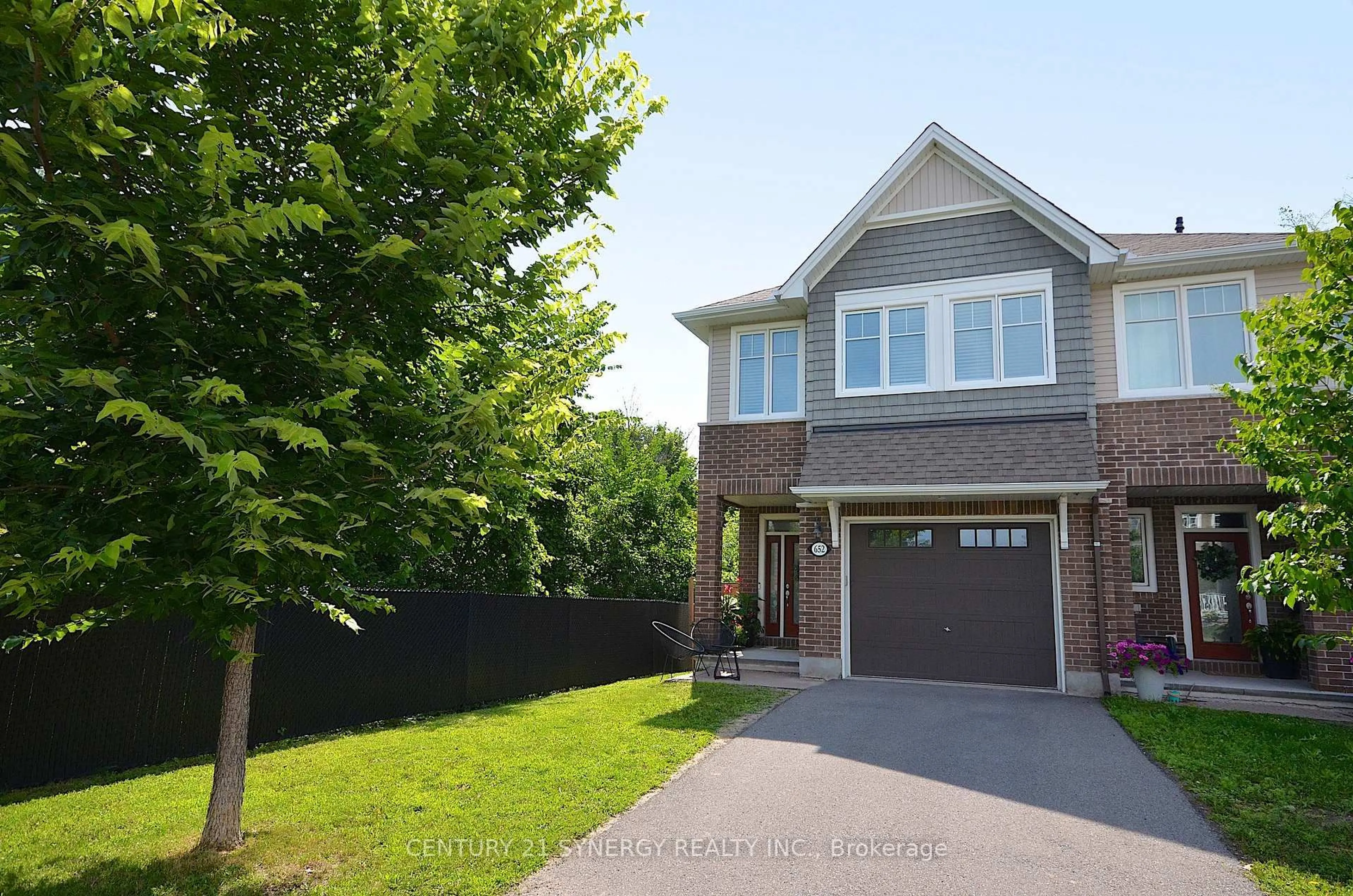 Home with brick exterior material, street for 652 Vivera Pl, Ottawa Ontario K2S 2N1