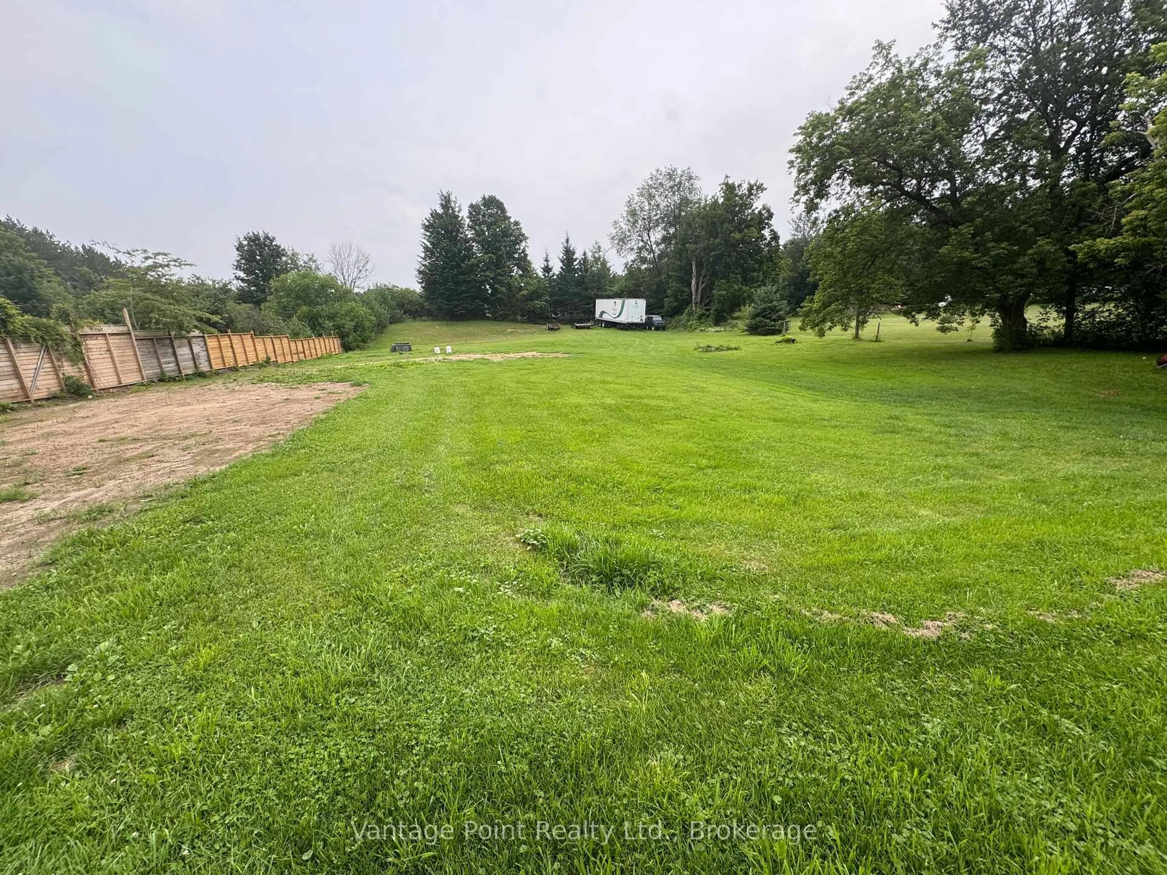 A pic from outside/outdoor area/front of a property/back of a property/a pic from drone, unknown for 136 Torry St, Grey Highlands Ontario N0C 1K0
