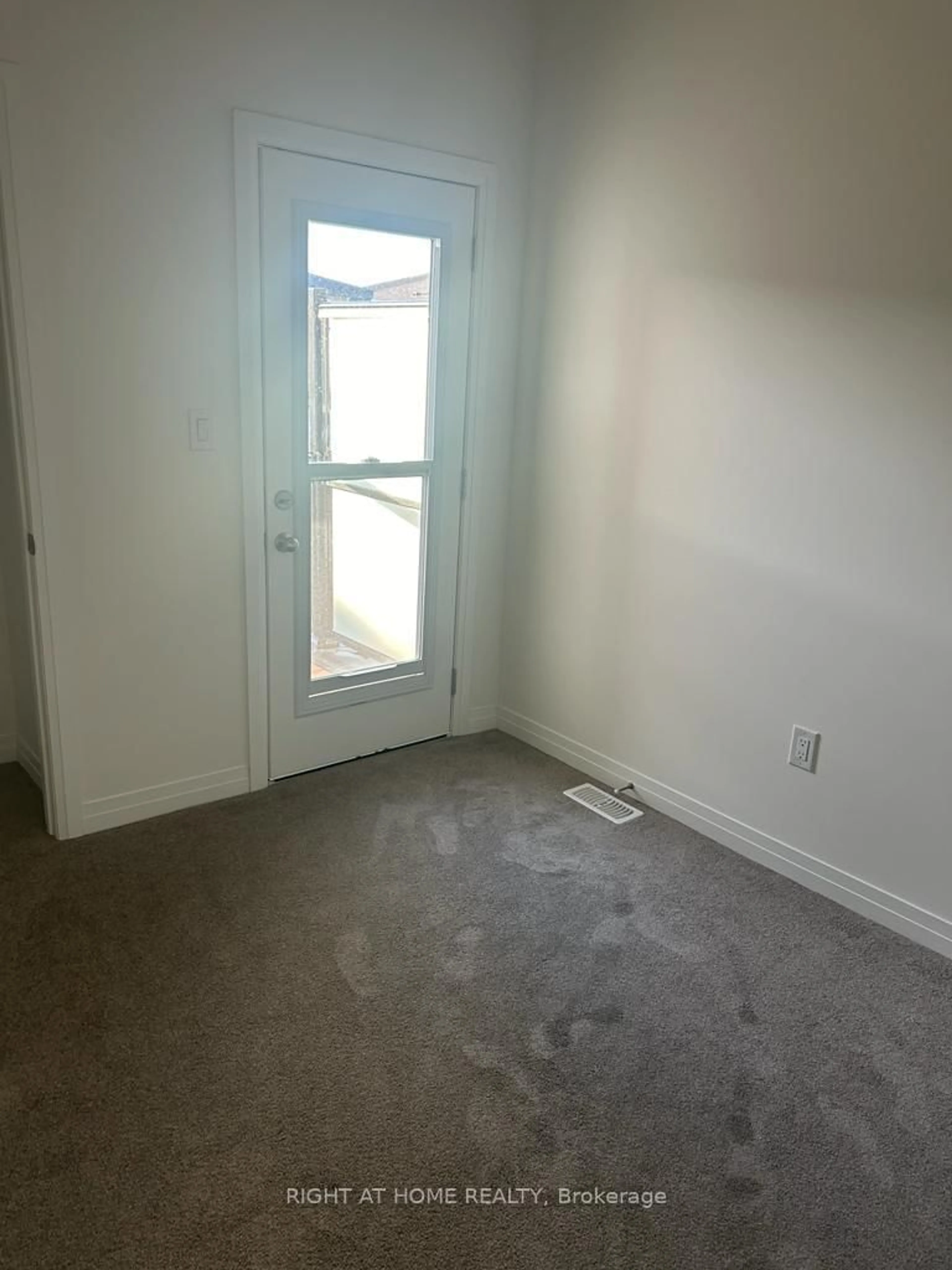A pic of a room for 79 Sidney Rose Dr #46, St. Catharines Ontario L2T 0B3