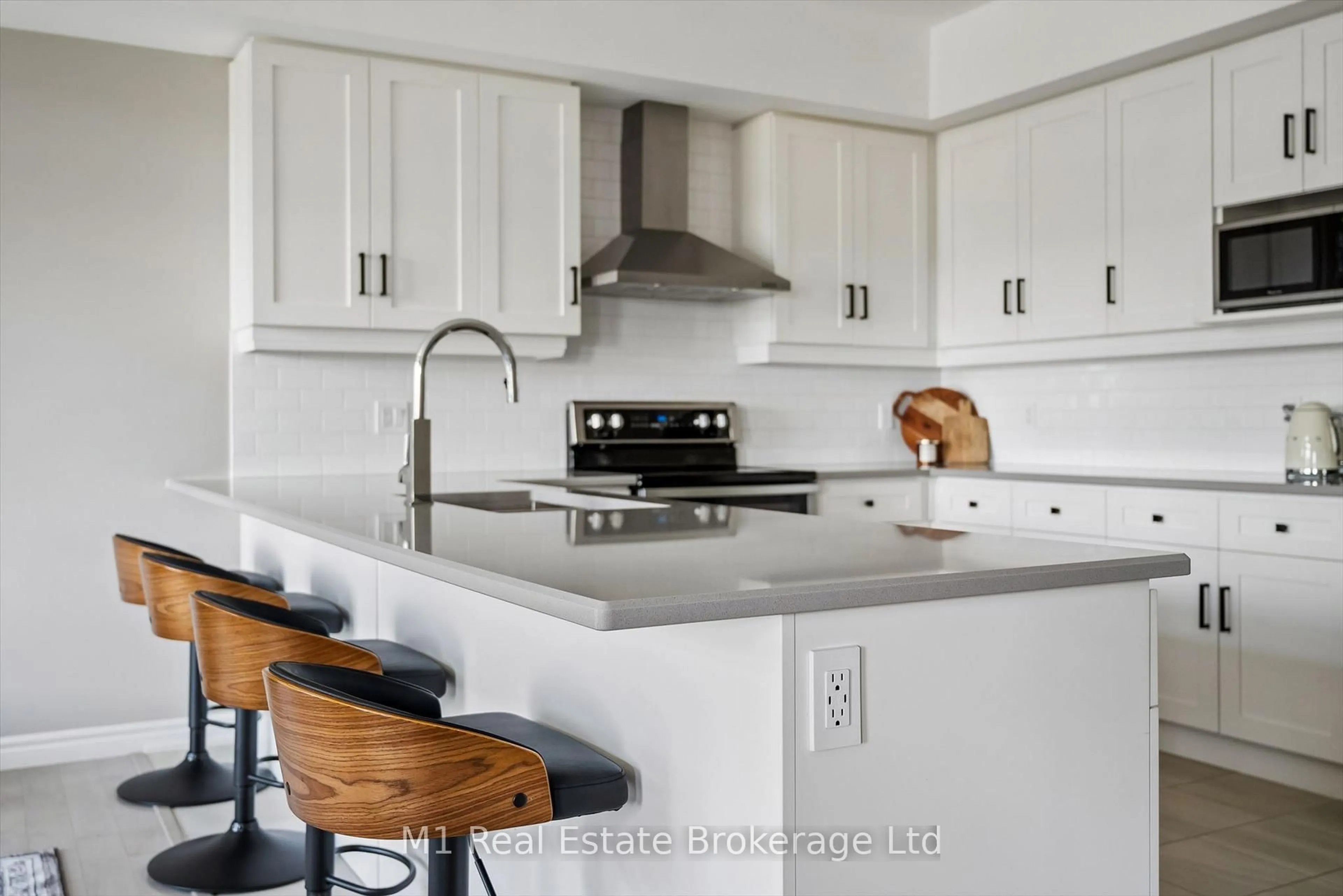 Contemporary kitchen, unknown for 107 Westra Dr #17, Guelph Ontario N1K 0A5