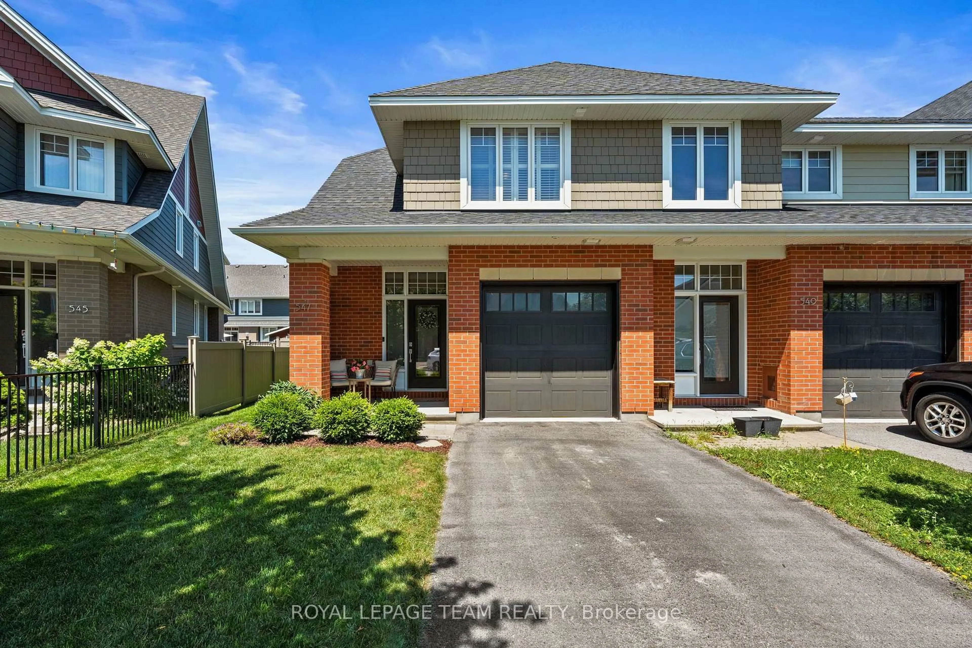 Home with brick exterior material, street for 547 Kilspindie Rdge, Ottawa Ontario K2J 6A2
