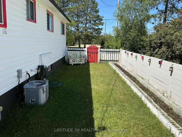 93 Balsam Avenue, Ignace 4