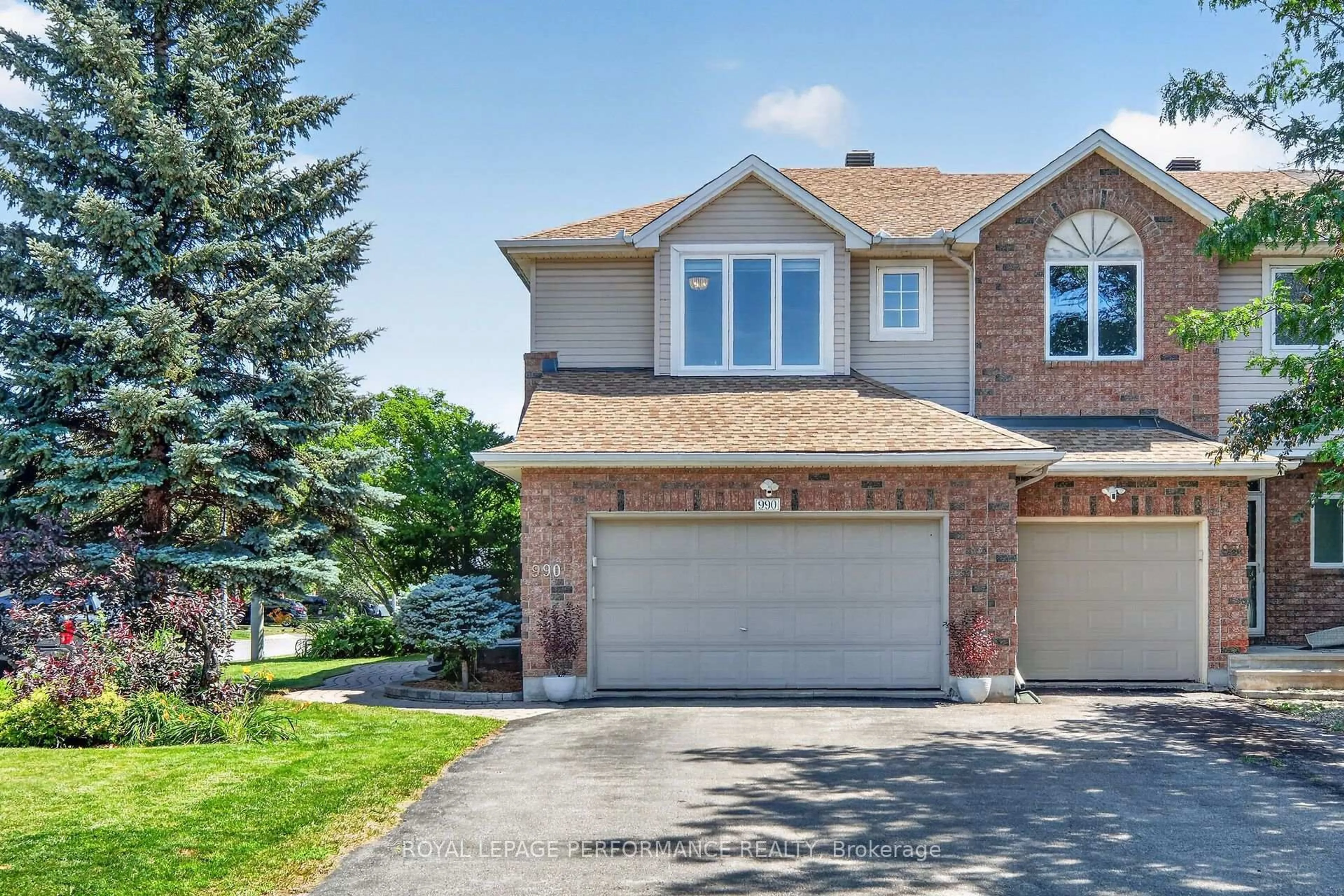 Home with brick exterior material, street for 990 Lucille Way, Ottawa Ontario K4A 4J2