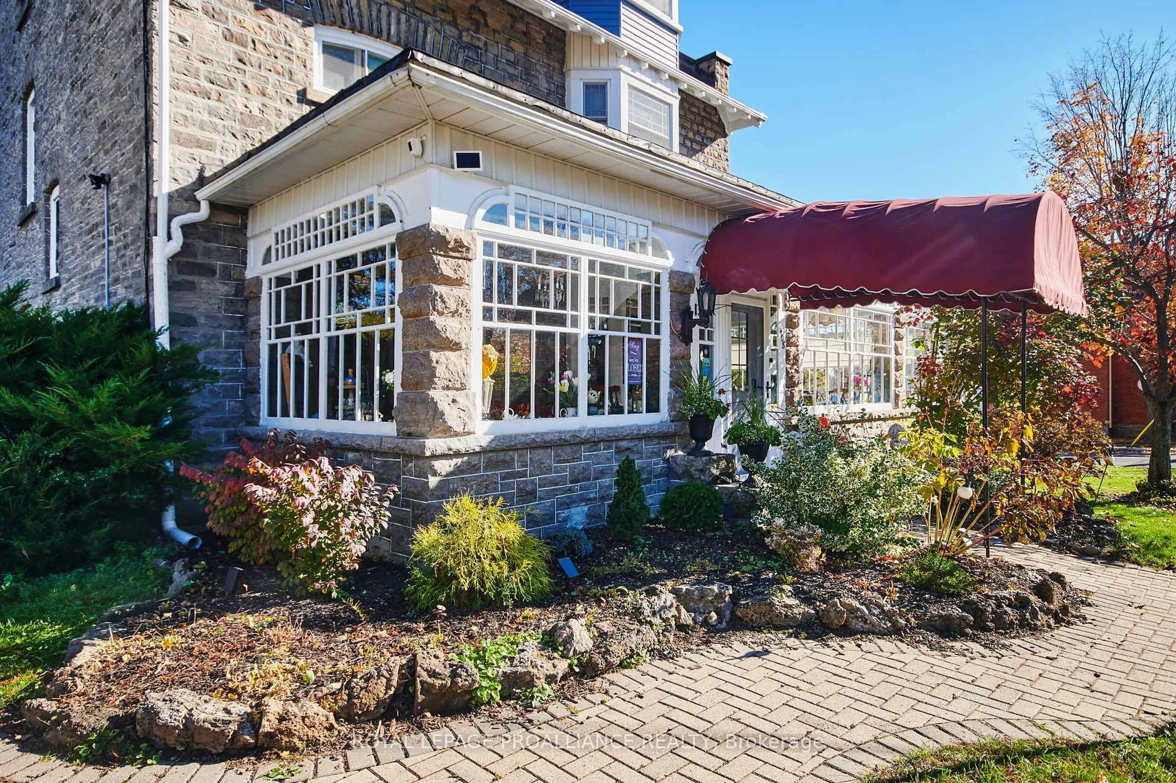 Patio, unknown for 408 East St, Prescott Ontario K0E 1T0