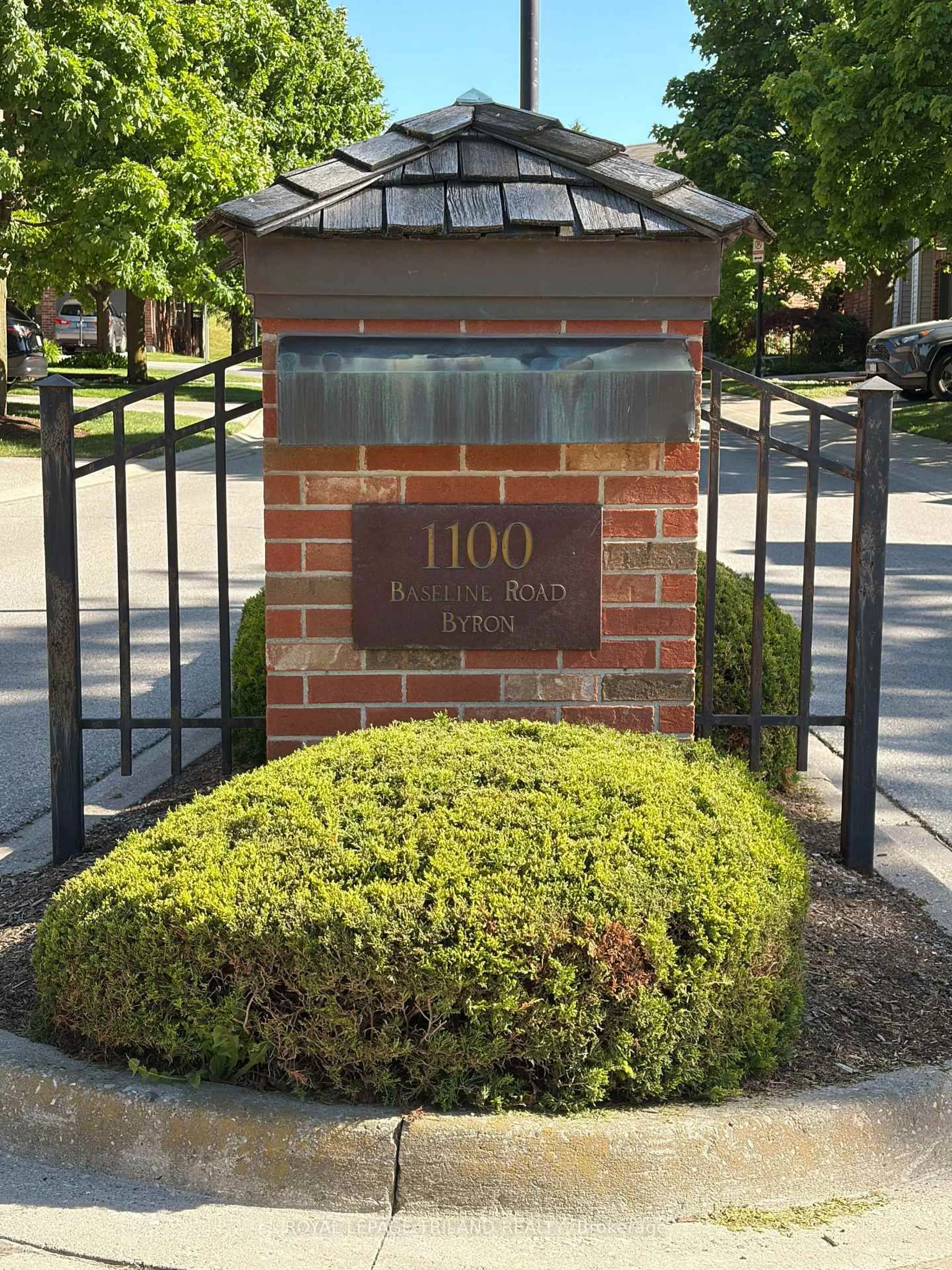 Unknown for 1100 Byron Baseline Rd #17, London South Ontario N6K 4M3