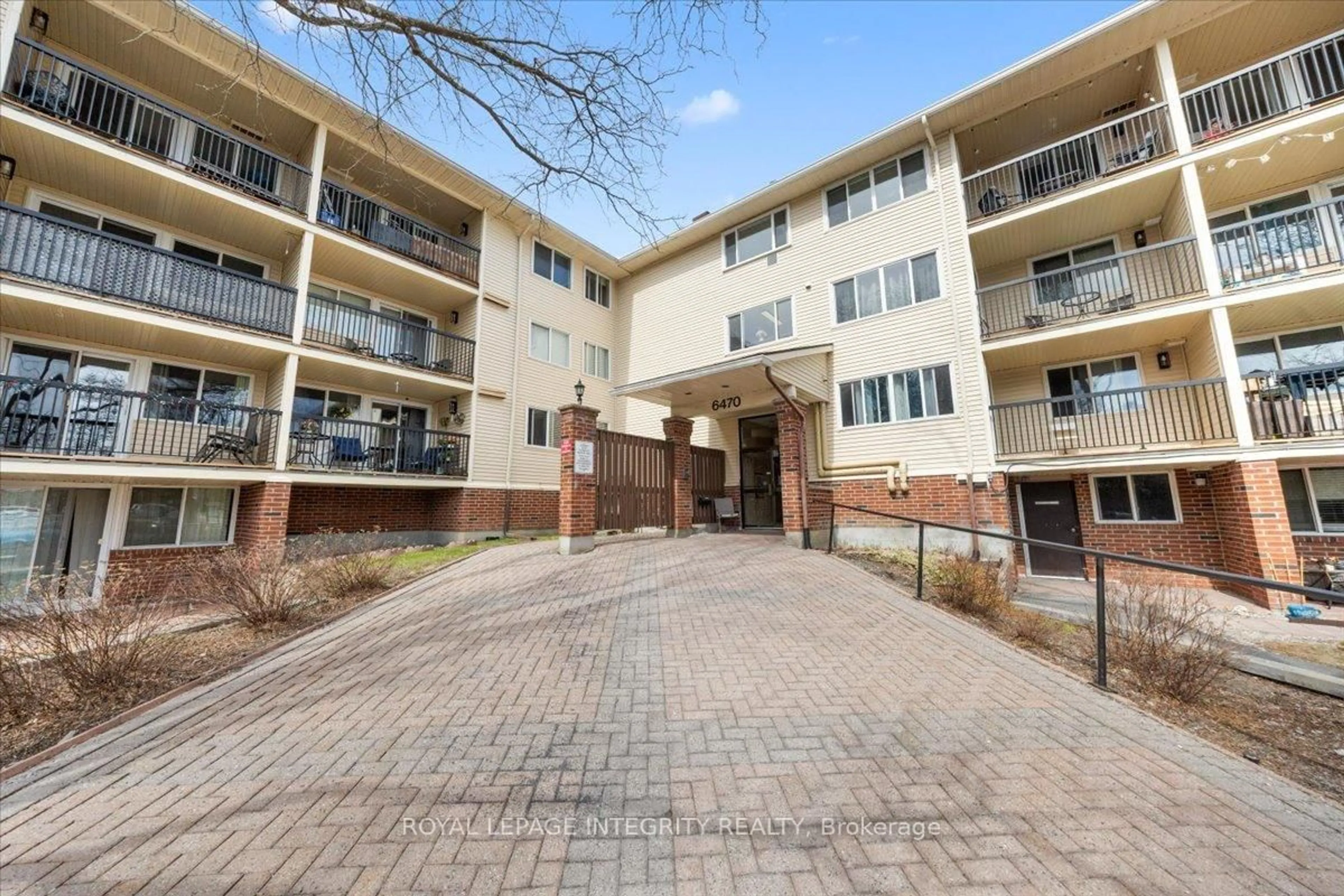 Patio, unknown for 6470 Bilberry Dr #207, Ottawa Ontario K1C 4P1