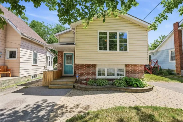 25 Barbara St, Quinte West