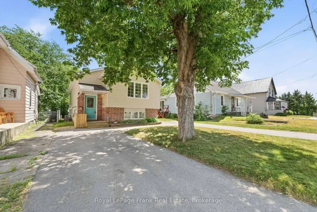 25 Barbara St, Quinte West 3