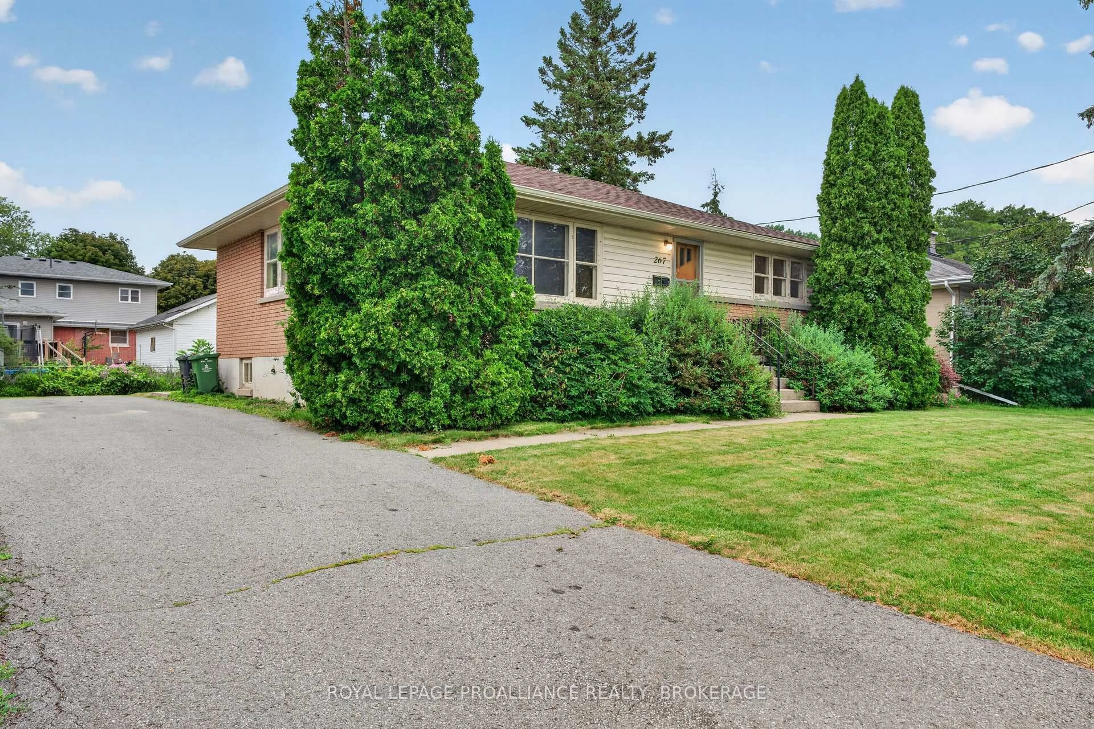 Unknown for 267 Lakeview Ave, Kingston Ontario K7M 3V7