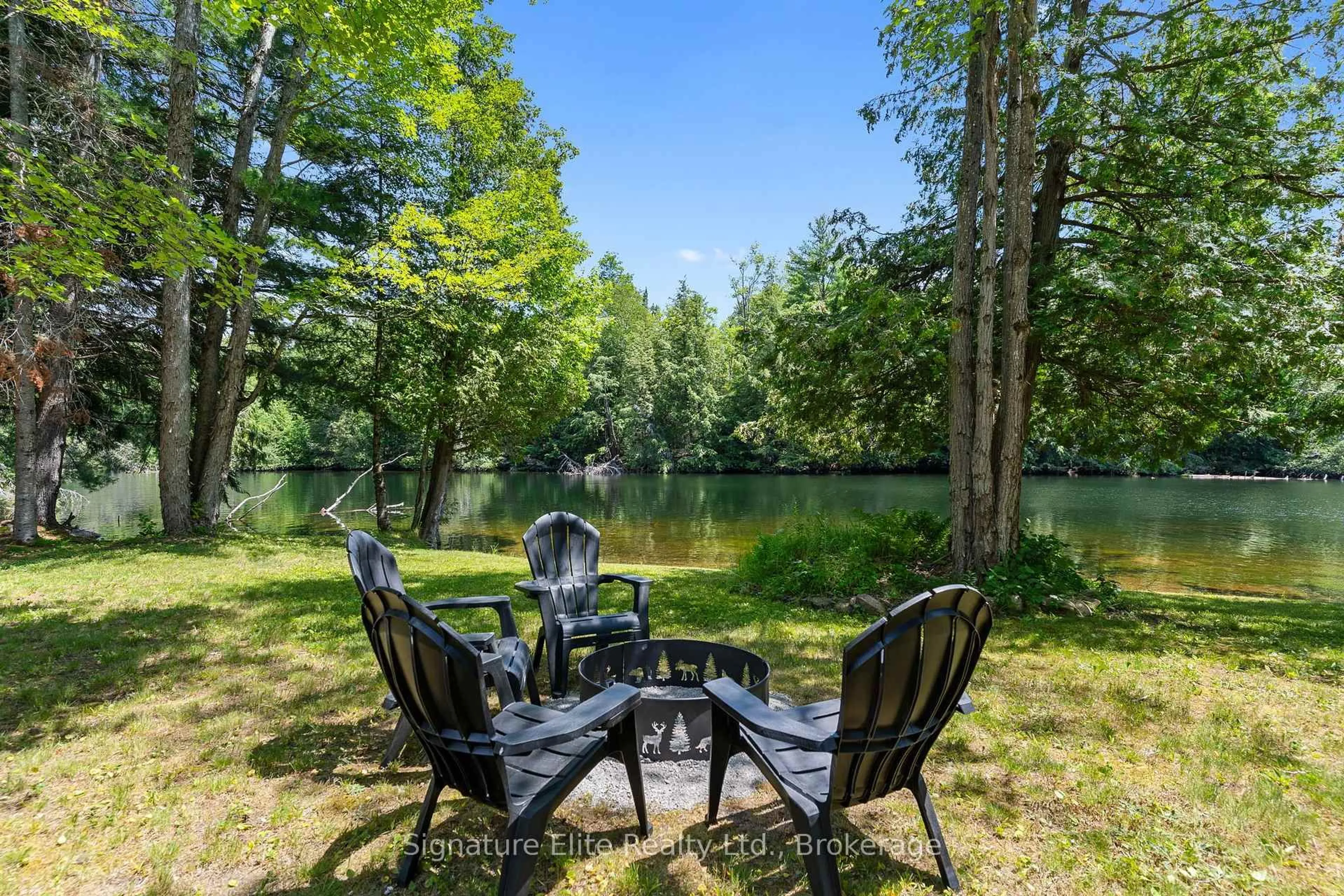 Patio, water/lake/river/ocean view for 86 Boyce Tr, Kawartha Lakes Ontario K0M 2L0