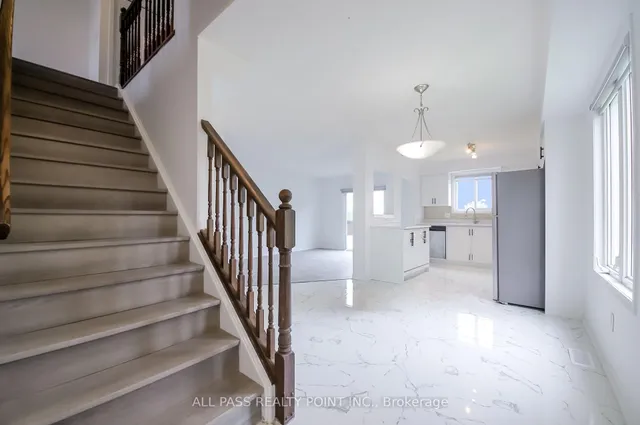 83 Iron Gate St, Kitchener 5