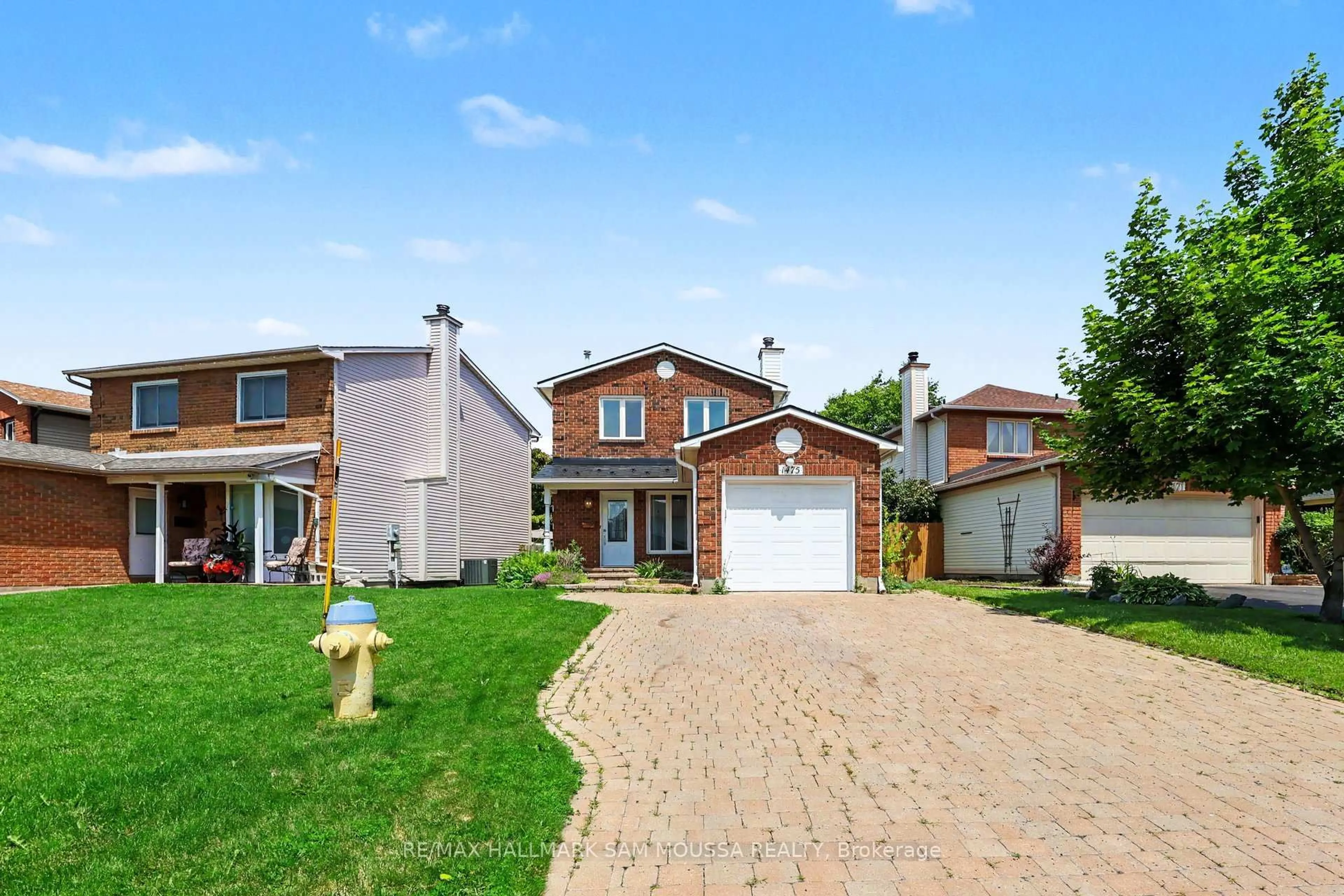 Home with brick exterior material, street for 1475 Deavy Way, Ottawa Ontario K1E 2W7