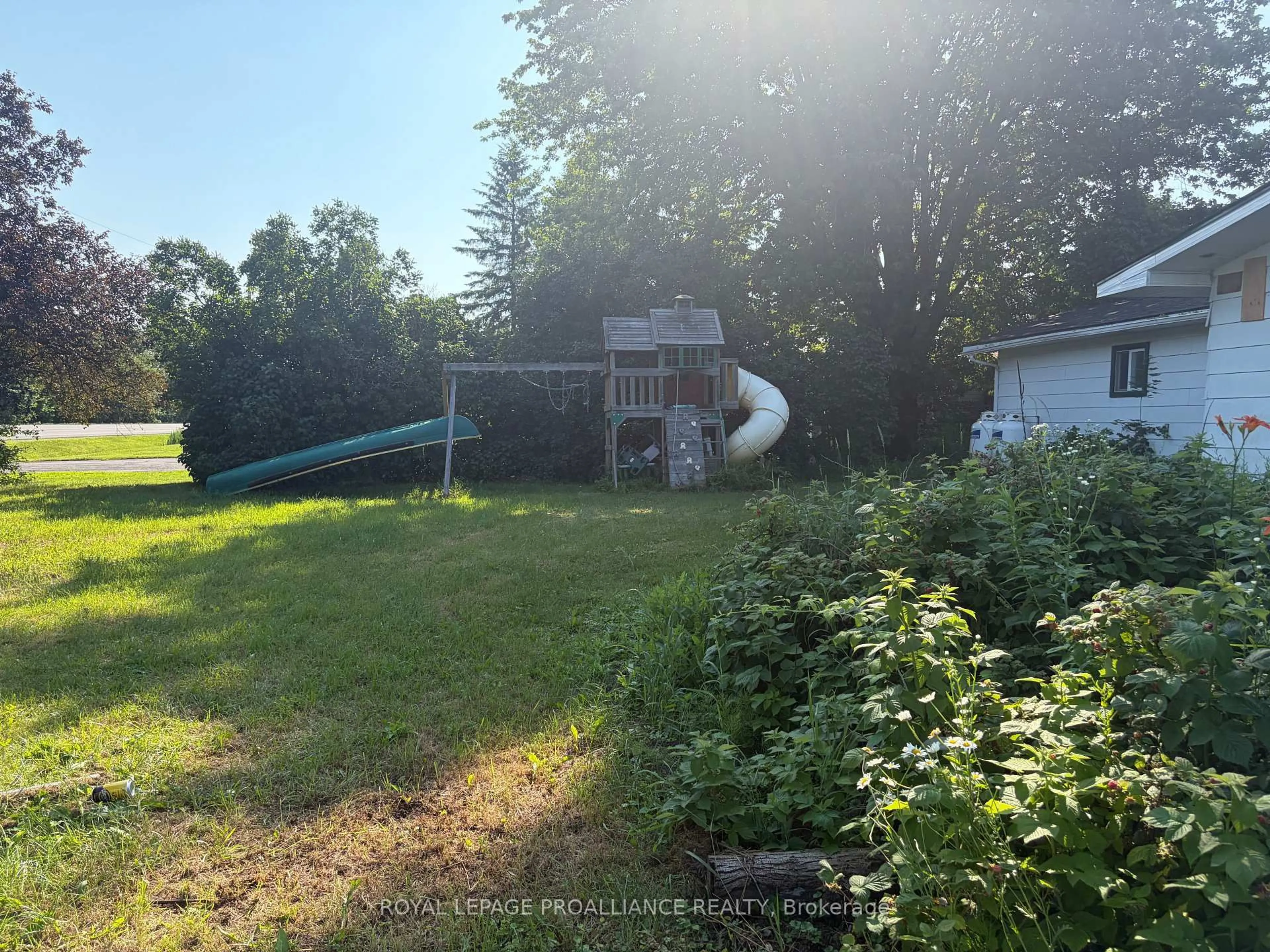 A pic from outside/outdoor area/front of a property/back of a property/a pic from drone, water/lake/river/ocean view for 15650 County 43 Rd, North Stormont Ontario K0C 1K0