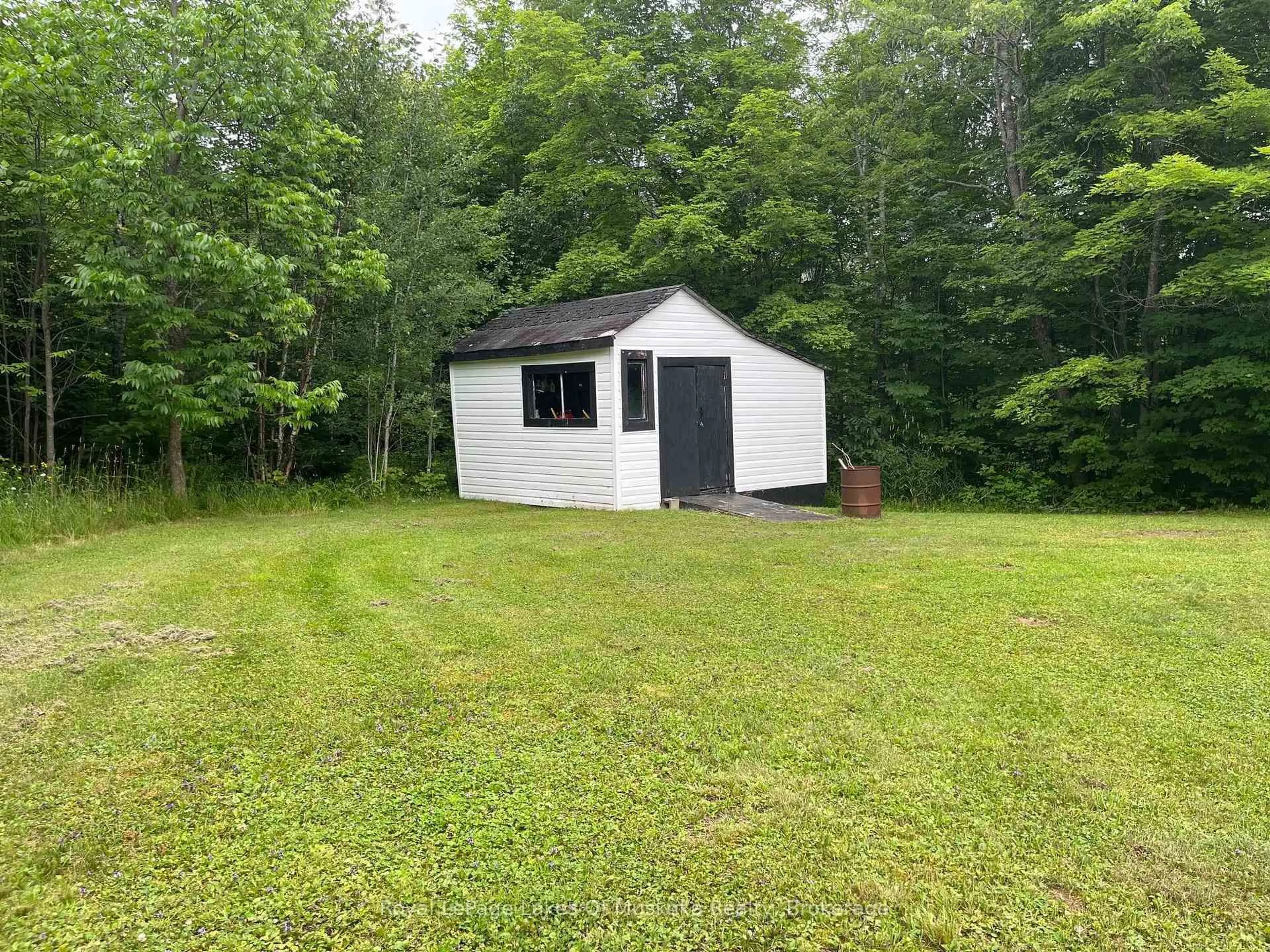 Shed for 7 Nelson Clelland Rd, Magnetawan Ontario P0A 1G0