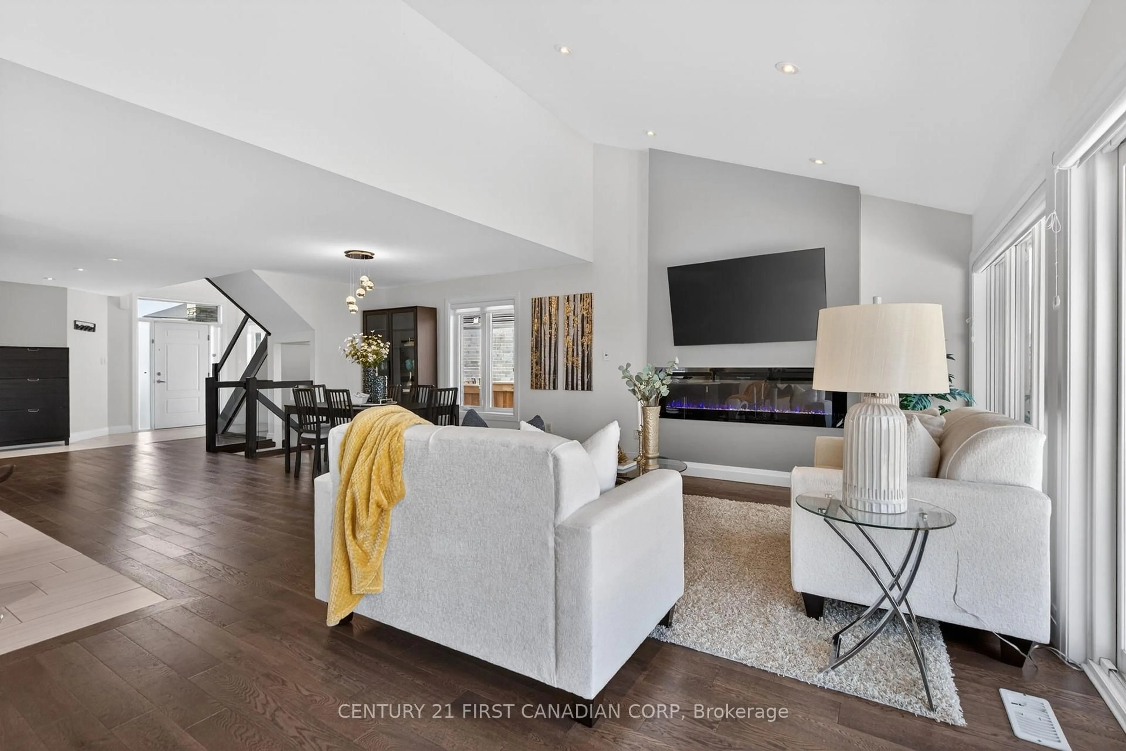 Living room with furniture, unknown for 1322 Red Pine Crossing, London North Ontario N6G 0W1