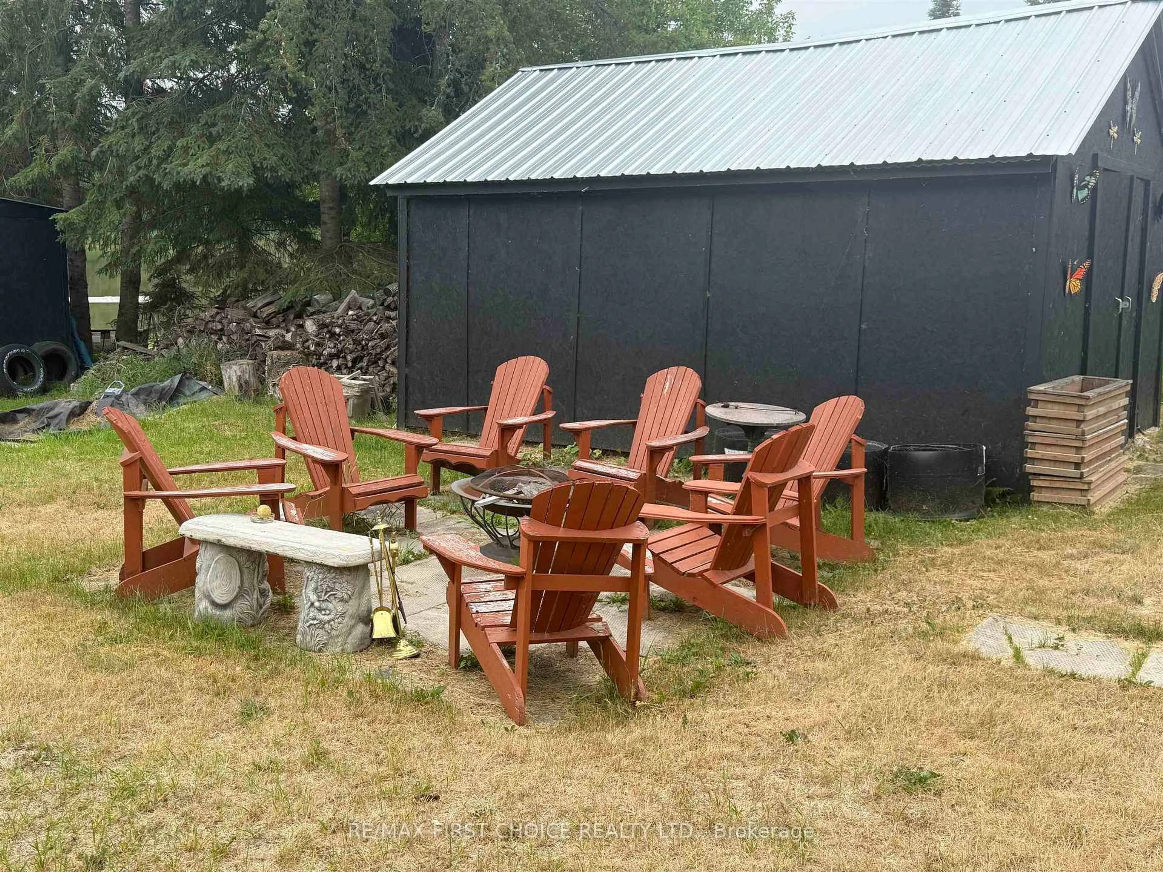 Patio, unknown for 195 West River Rd, Dryden Ontario P8N 2A7