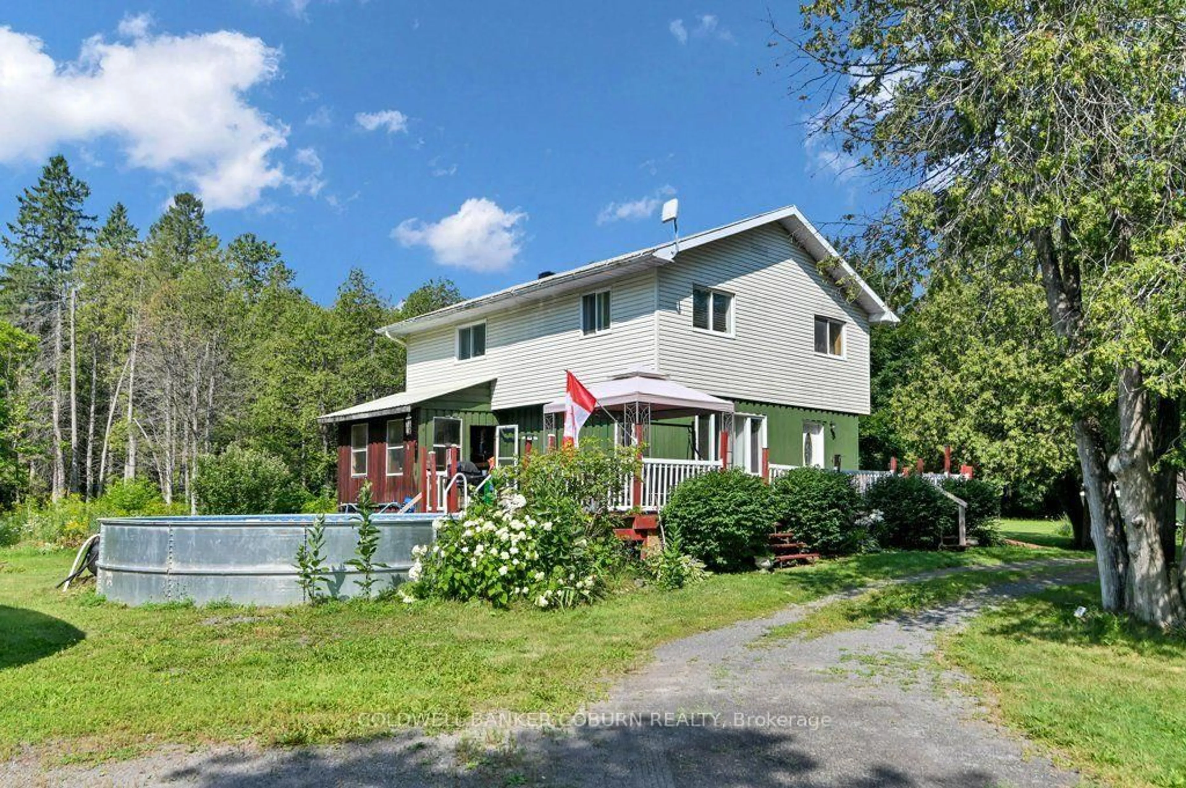 Patio, unknown for 5094 Brunet Rd, South Stormont Ontario K0C 1R0