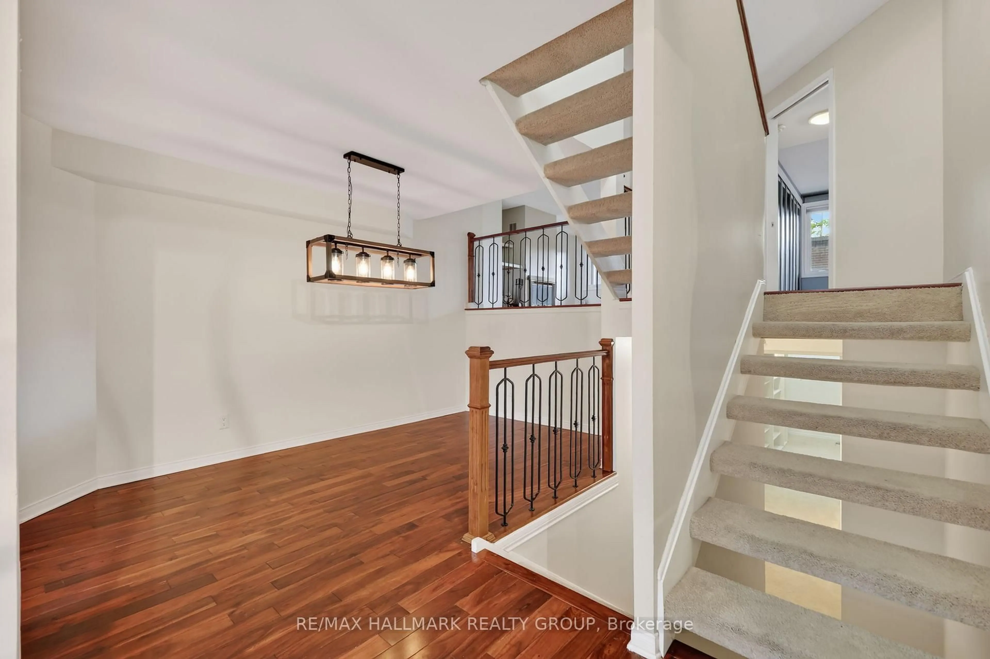 Unknown for 290 CATHCART St #22, Ottawa Ontario K1N 5C4