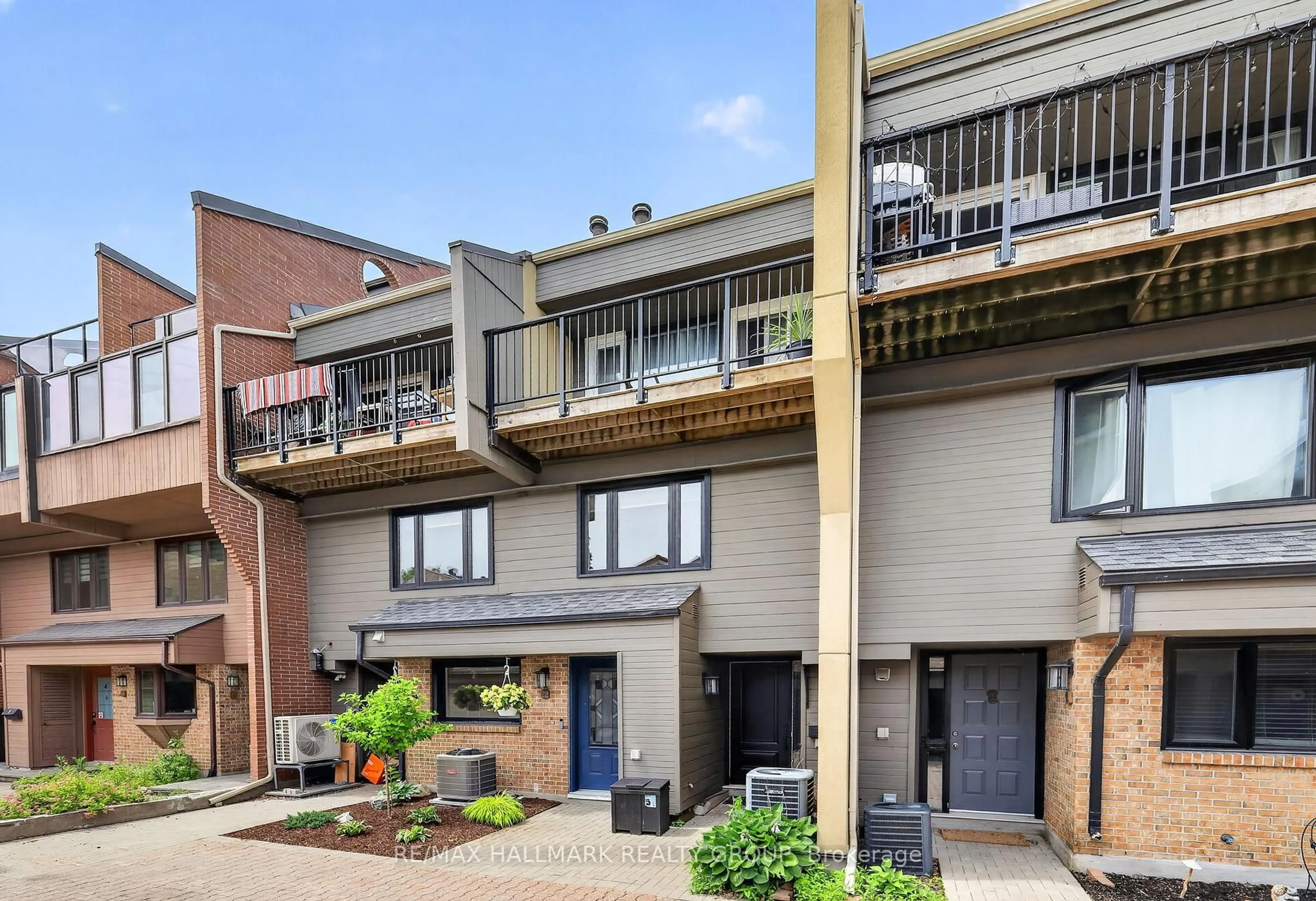 Unknown for 290 CATHCART St #22, Ottawa Ontario K1N 5C4