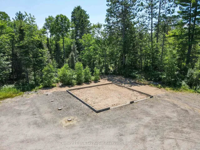 649 Hazel Glen Rd, Callander 5