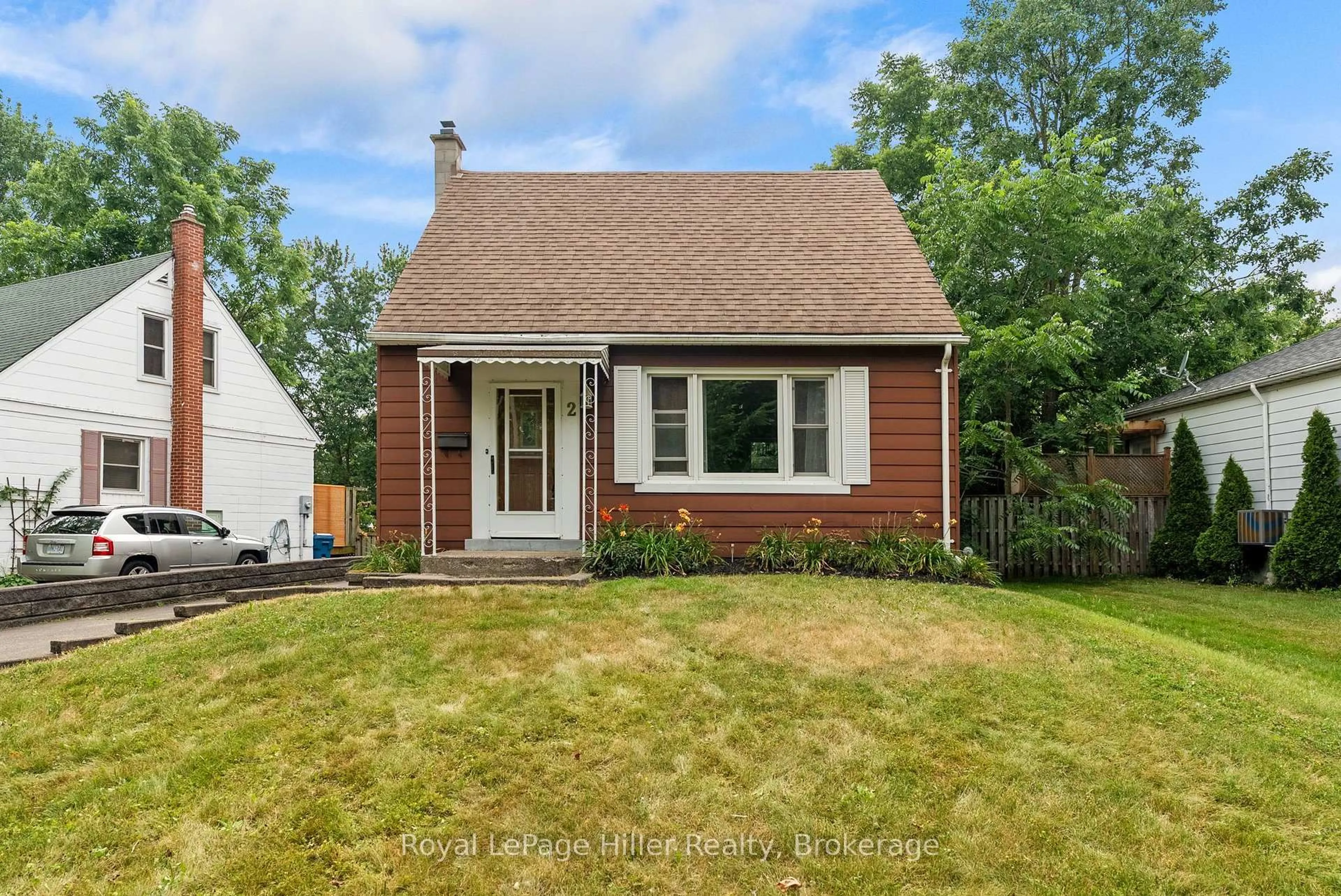 Home with vinyl exterior material, street for 2 Somerset St, Stratford Ontario N5A 6K1