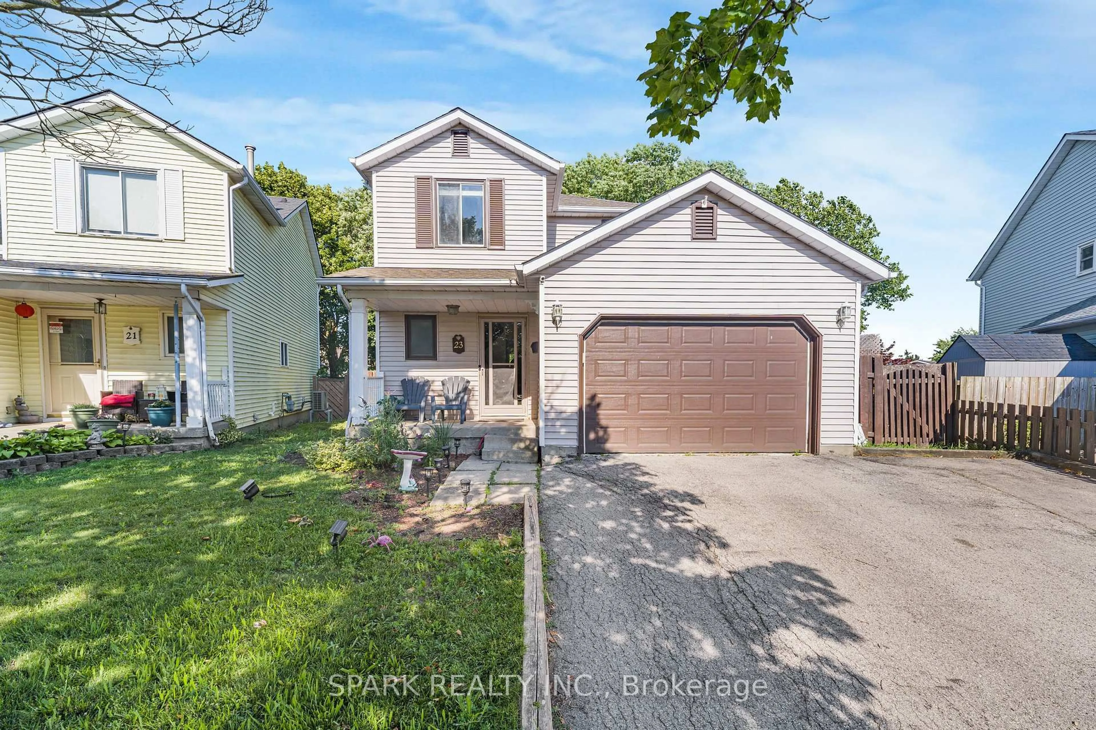 Unknown for 23 Rannie Crt, Thorold Ontario L2V 4X2