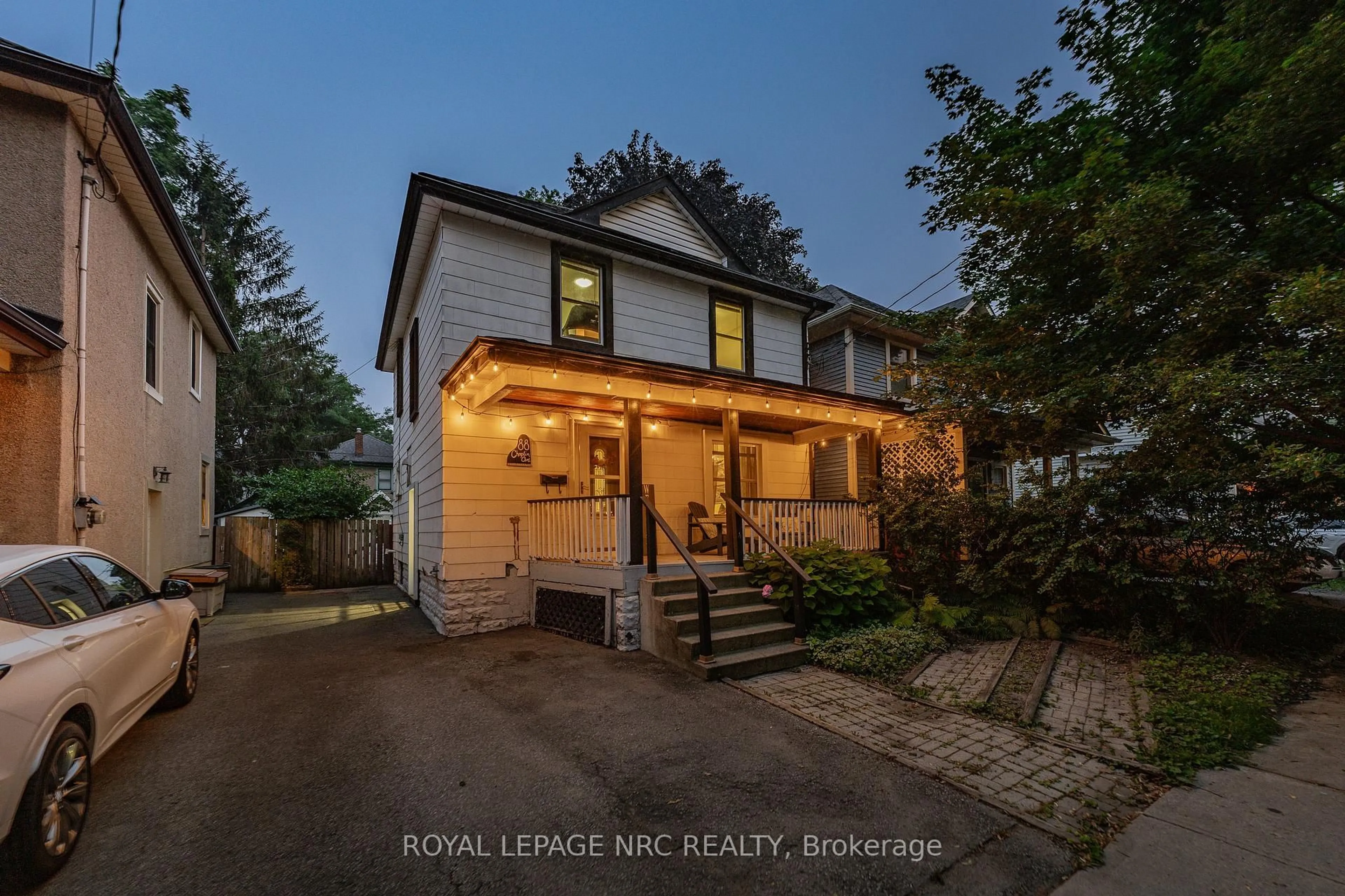 Unknown for 88 Chaplin Ave, St. Catharines Ontario L2R 2E7