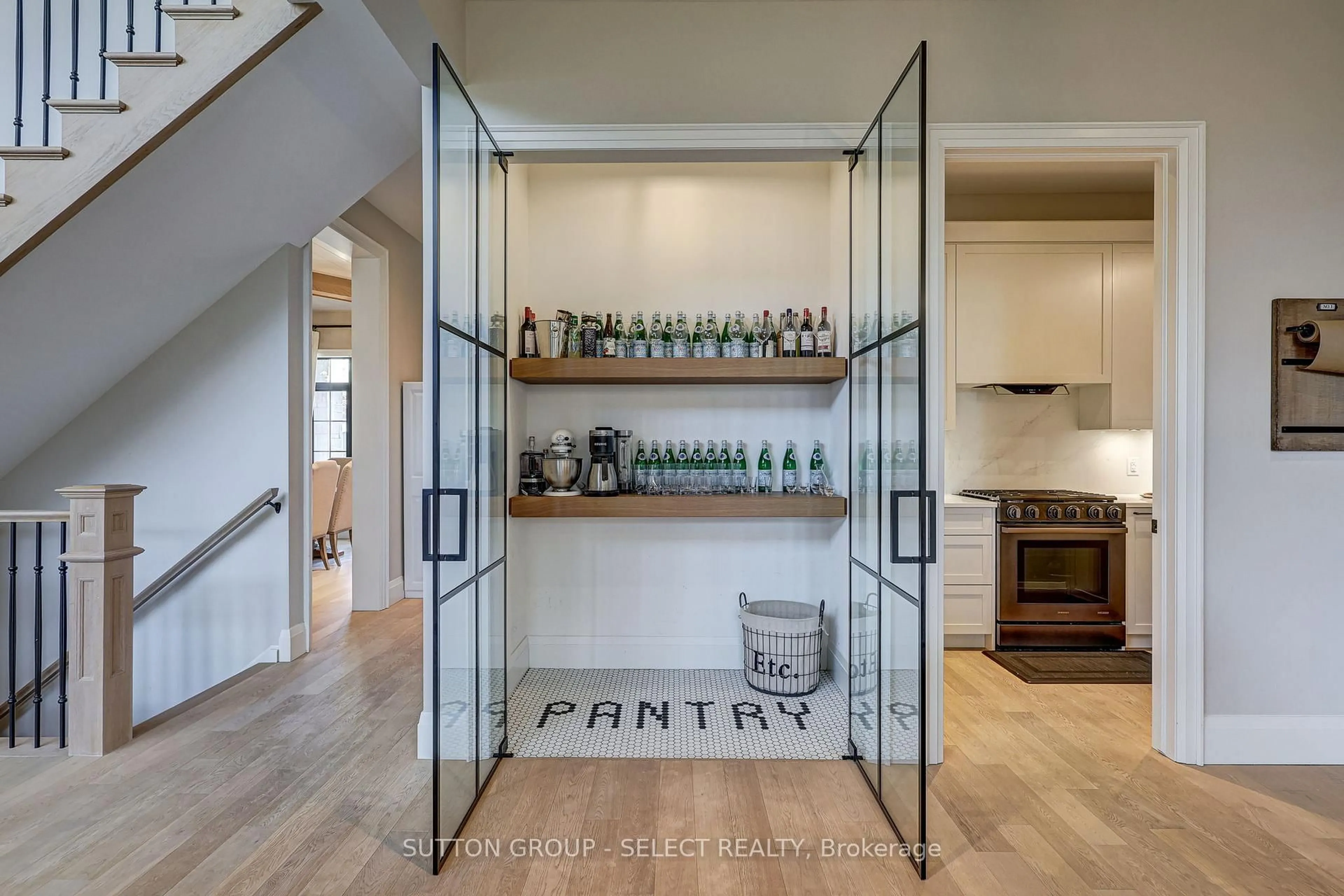 Unknown for 2397 MEADOWLANDS Way, London North Ontario N6G 5L8