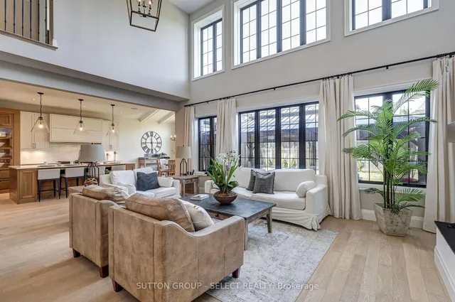 2397 MEADOWLANDS Way, London North 4