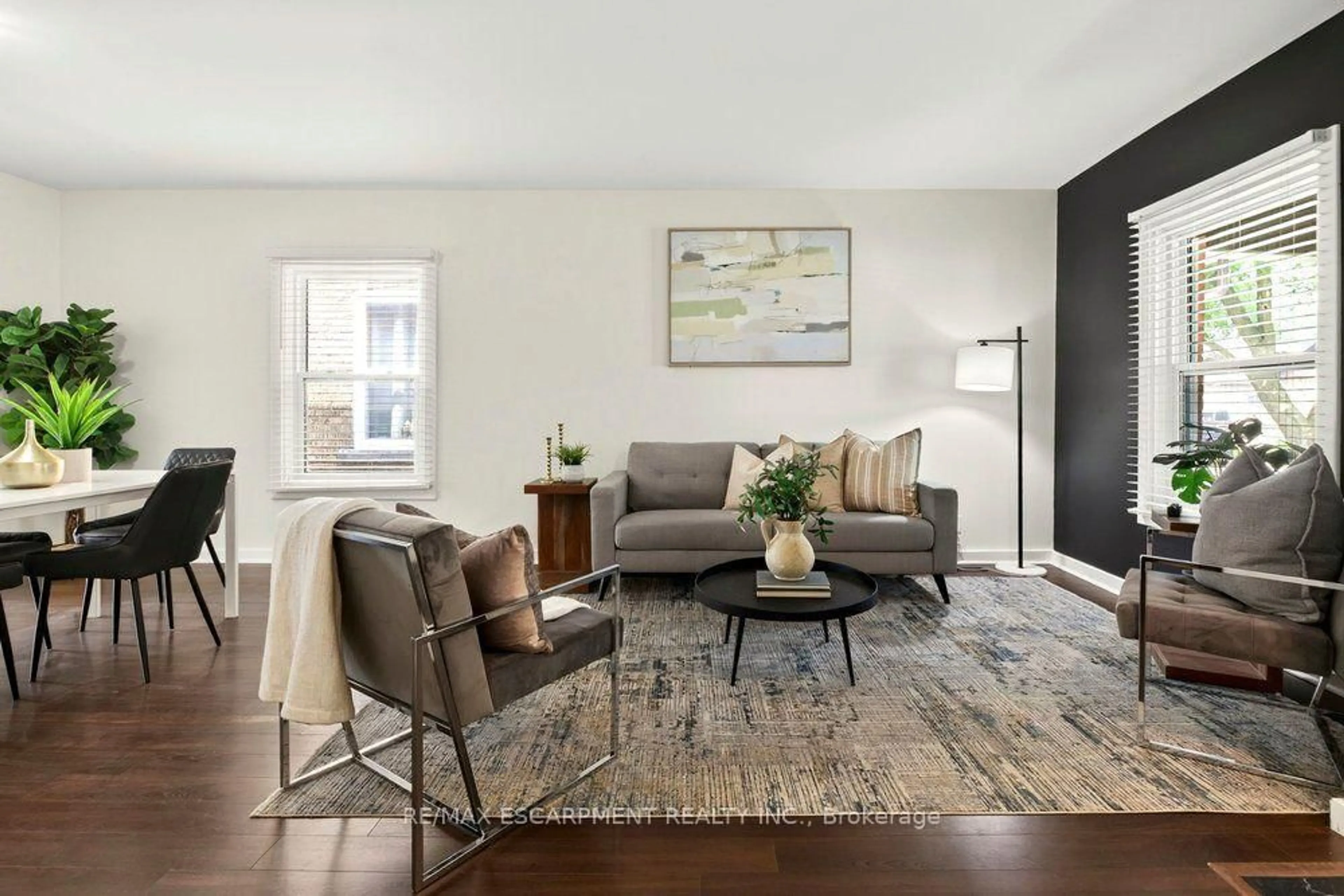 Living room with furniture, unknown for 253 Marlborough St, Brantford Ontario N3S 4T4