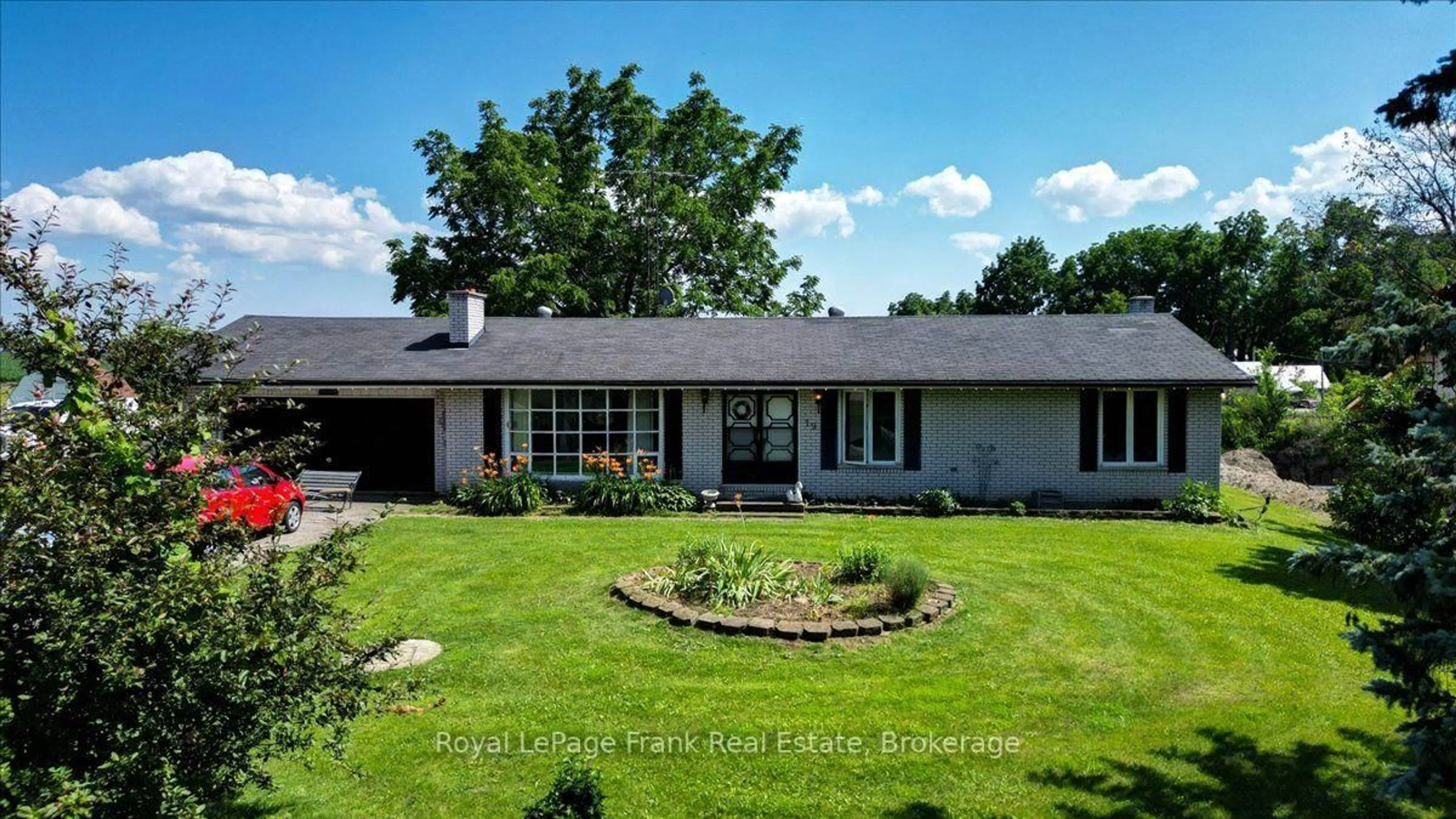 A pic from outside/outdoor area/front of a property/back of a property/a pic from drone, unknown for 19 County Rd 2, Otonabee-South Monaghan Ontario K0L 1B0