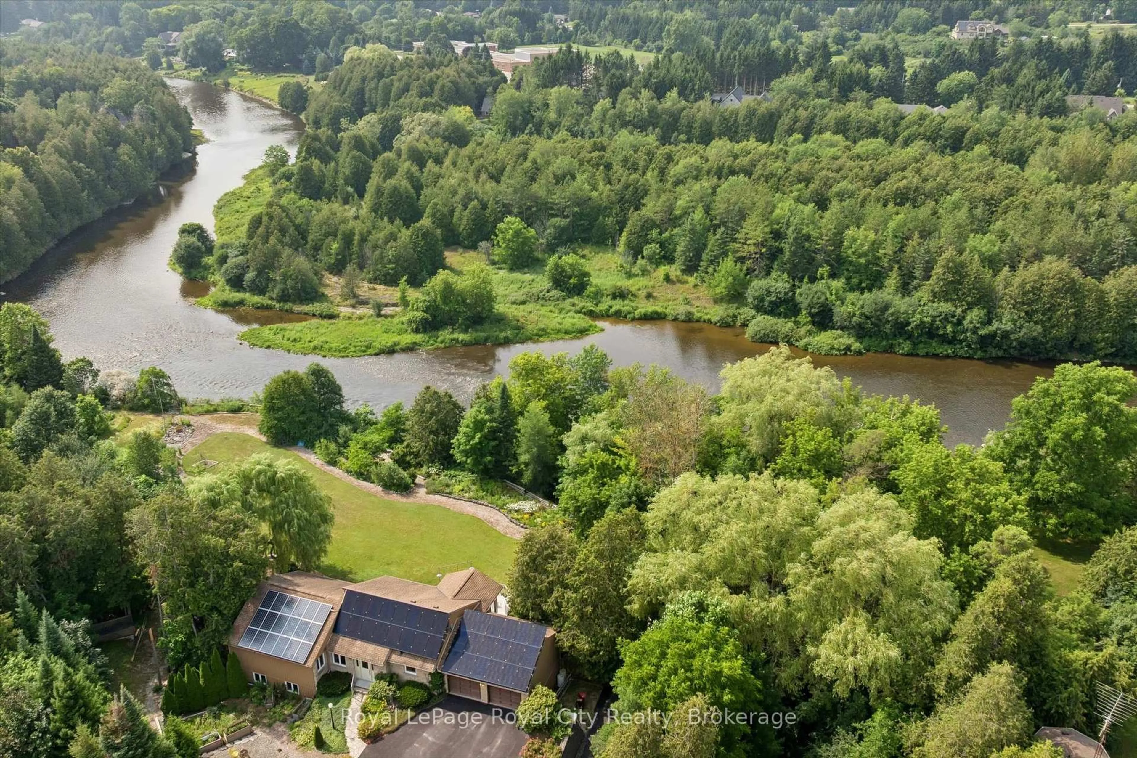 A pic from outside/outdoor area/front of a property/back of a property/a pic from drone, water/lake/river/ocean view for 8060 Wellington 18 Rd, Centre Wellington Ontario N1M 2W5