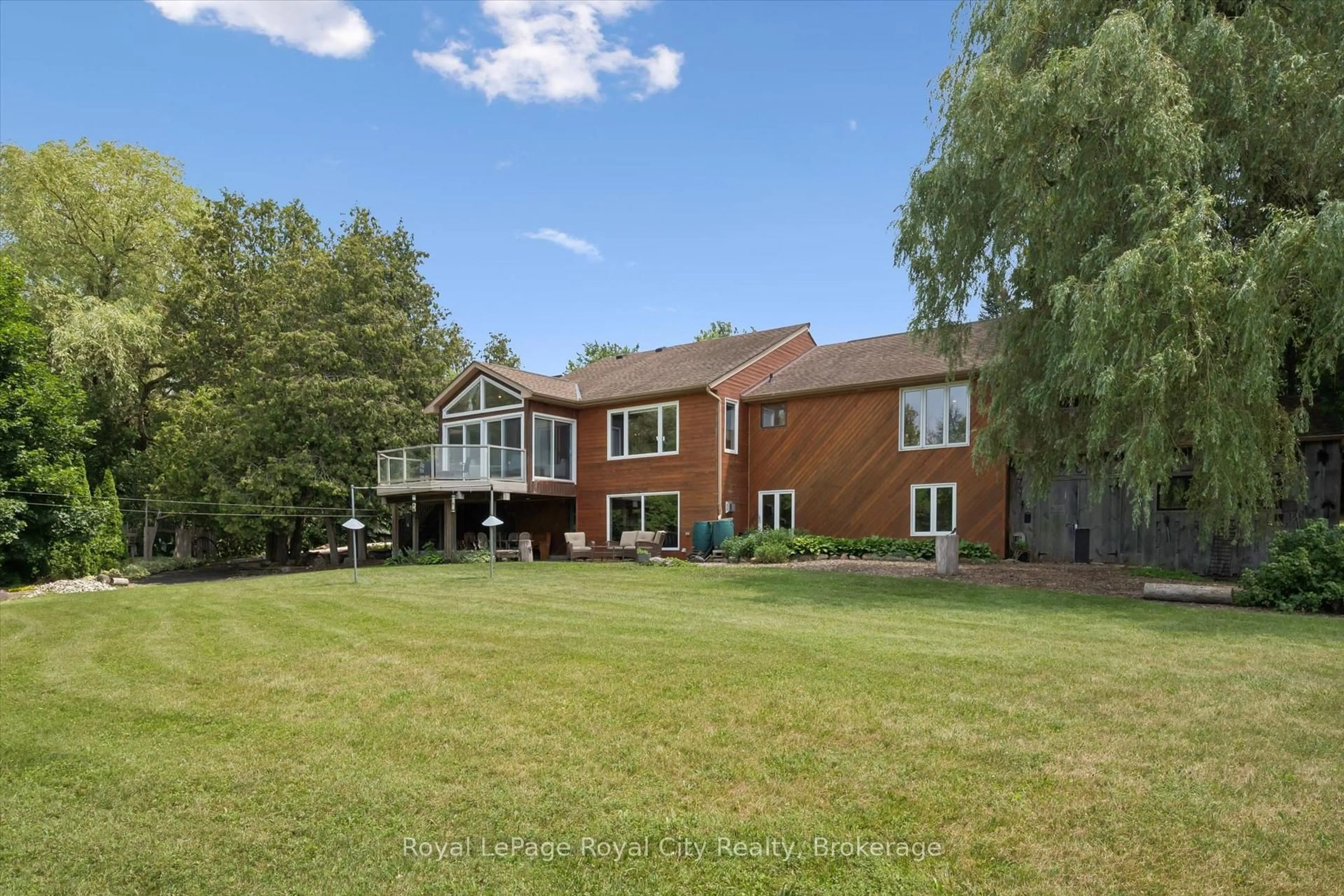 A pic from outside/outdoor area/front of a property/back of a property/a pic from drone, water/lake/river/ocean view for 8060 Wellington 18 Rd, Centre Wellington Ontario N1M 2W5