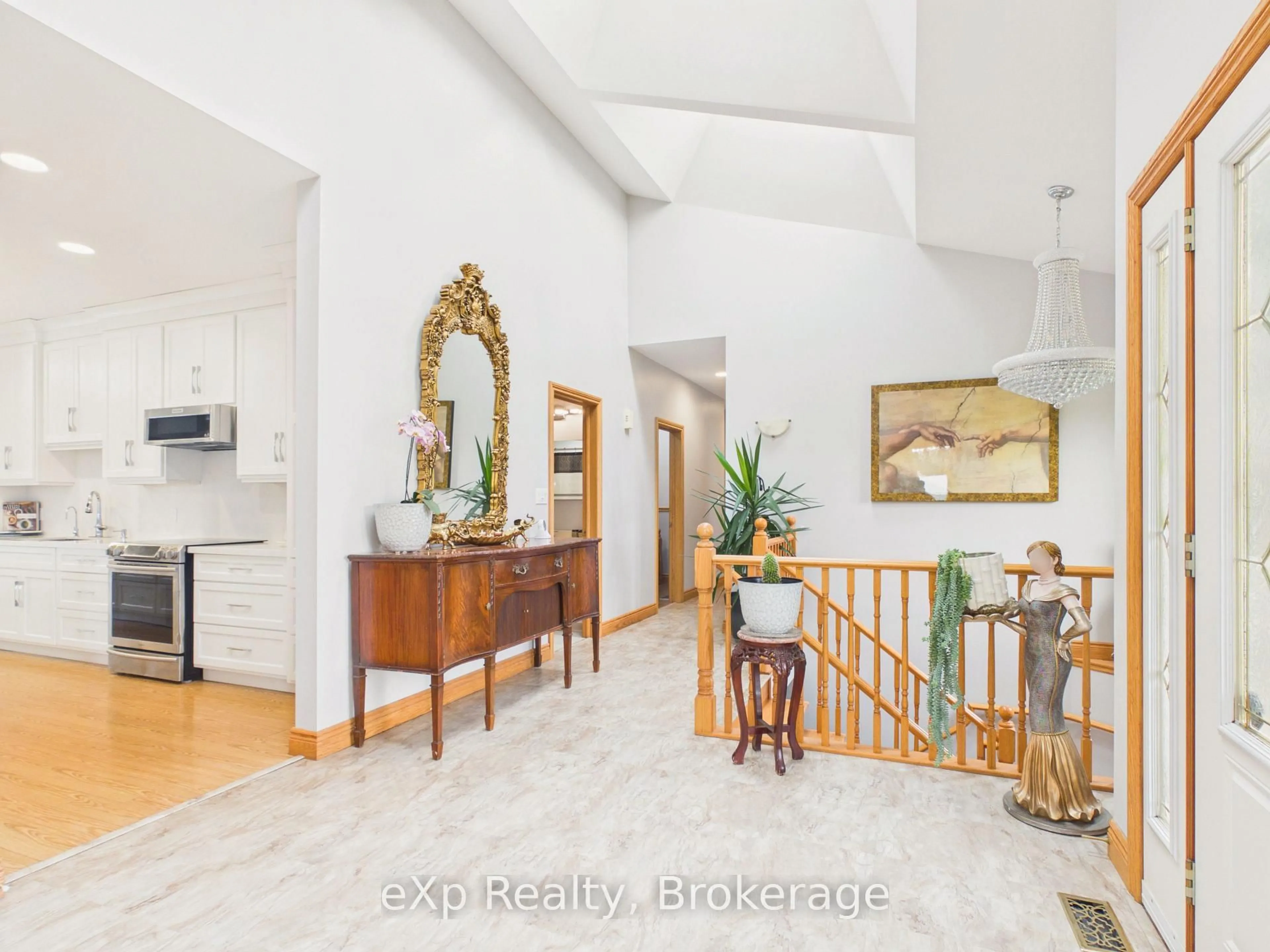 Indoor entryway for 541009 Concession Ndr 14 Rd, West Grey Ontario N0G 1L0