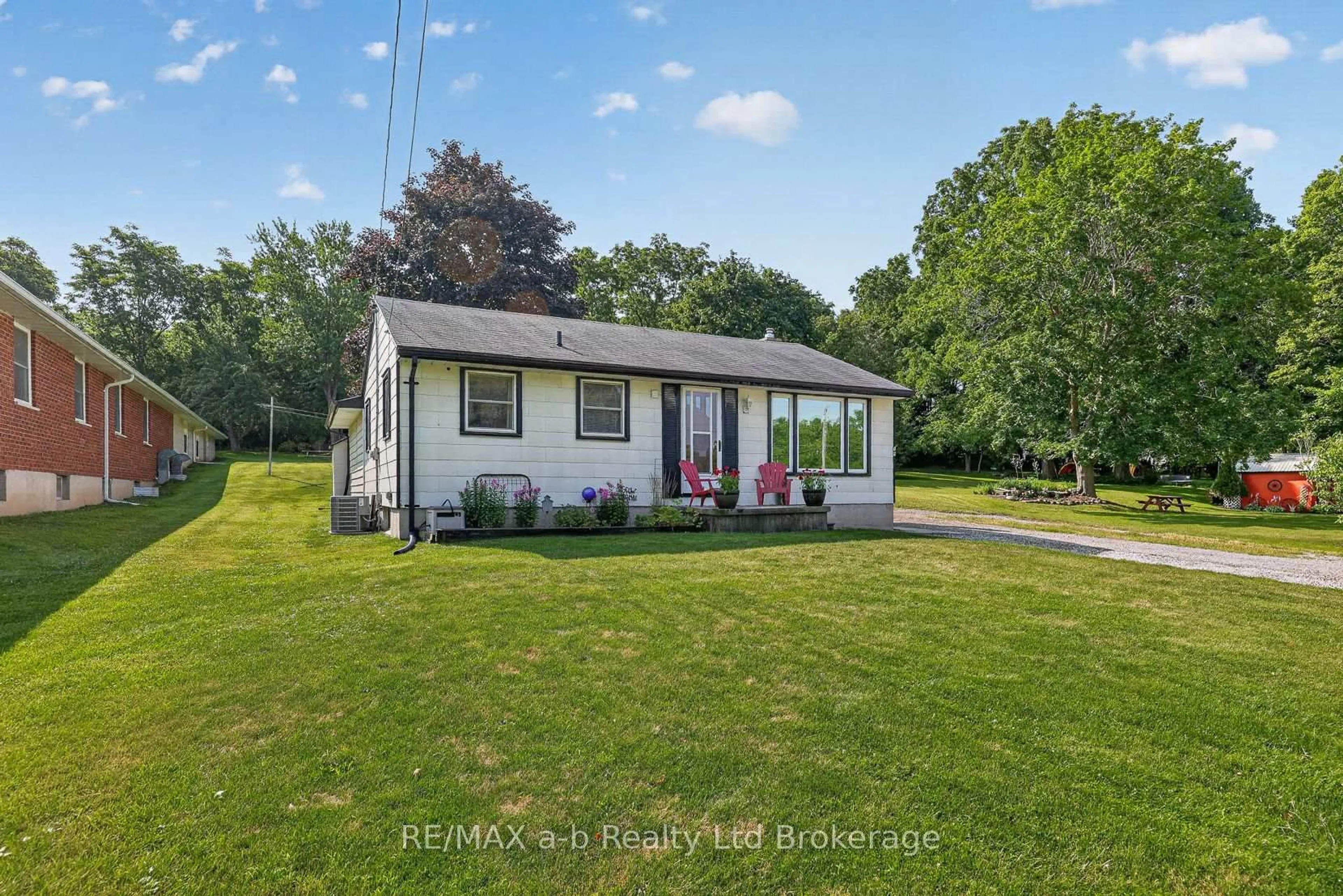 A pic from outside/outdoor area/front of a property/back of a property/a pic from drone, street for 584112 BEACHVILLE Rd, South-West Oxford Ontario N5C 3J5