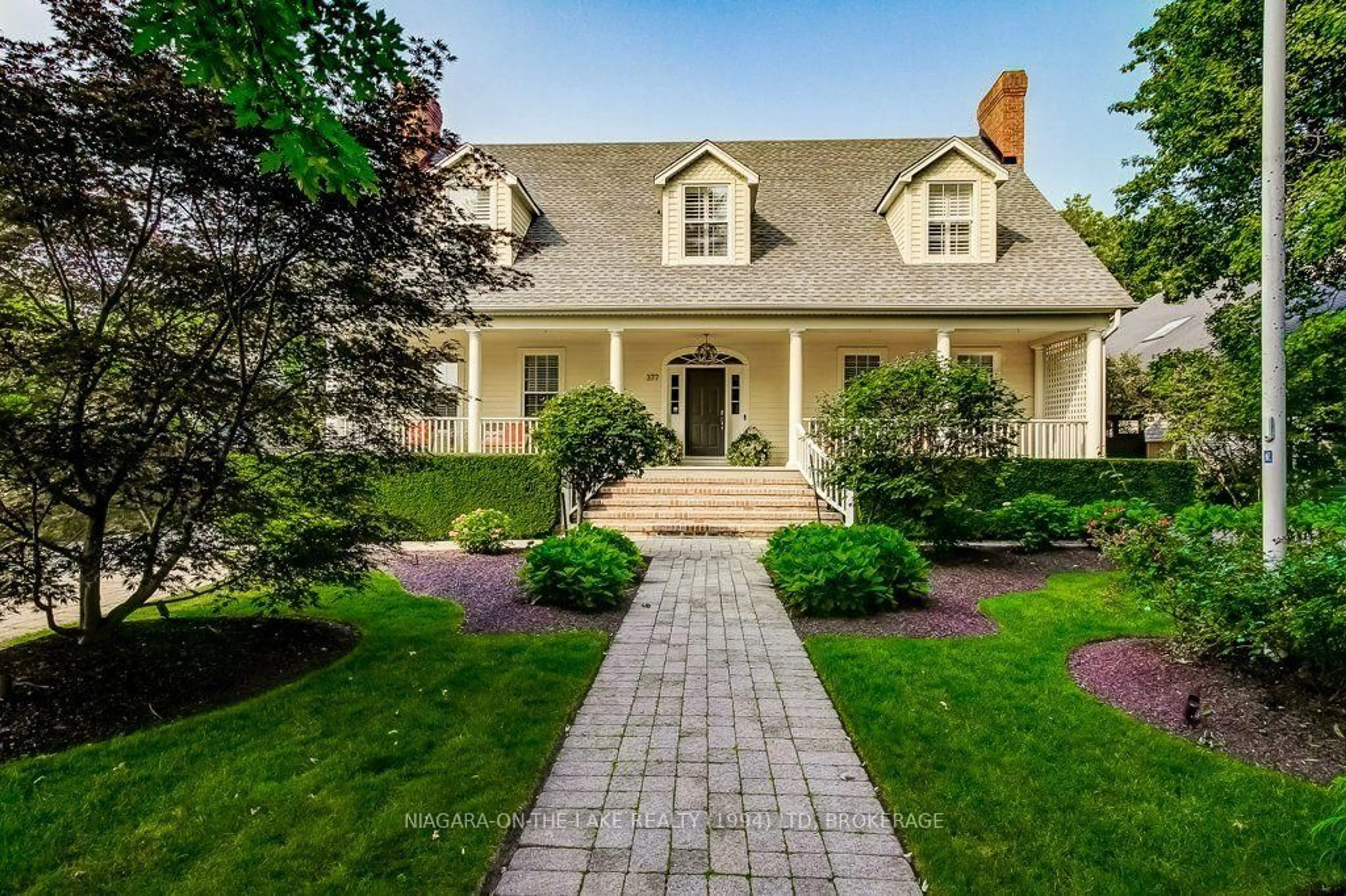 Home with brick exterior material, street for 377 Johnson St, Niagara-on-the-Lake Ontario L0S 1J0