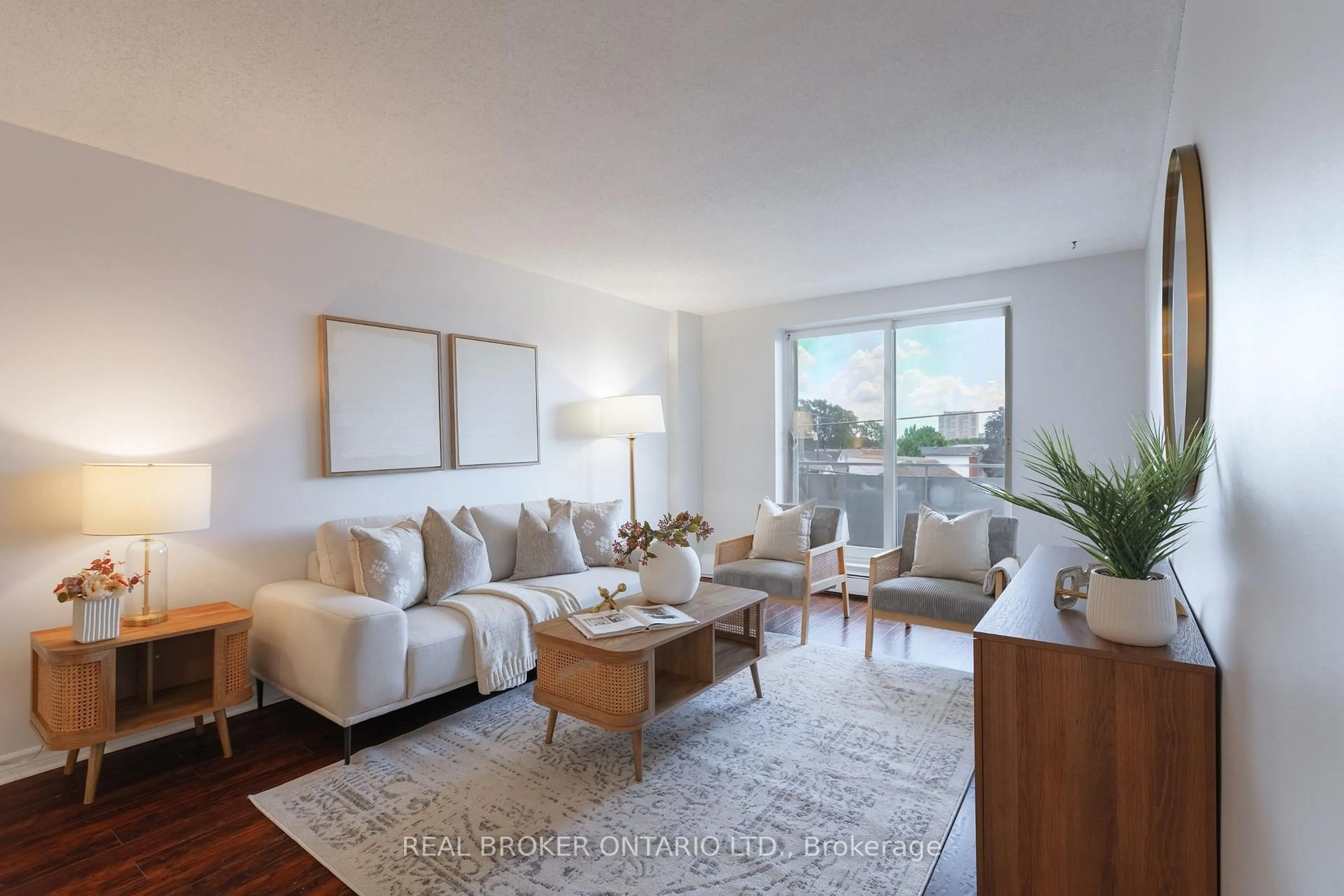 Living room with furniture, unknown for 893 Concession St #202, Hamilton Ontario L8V 1E7