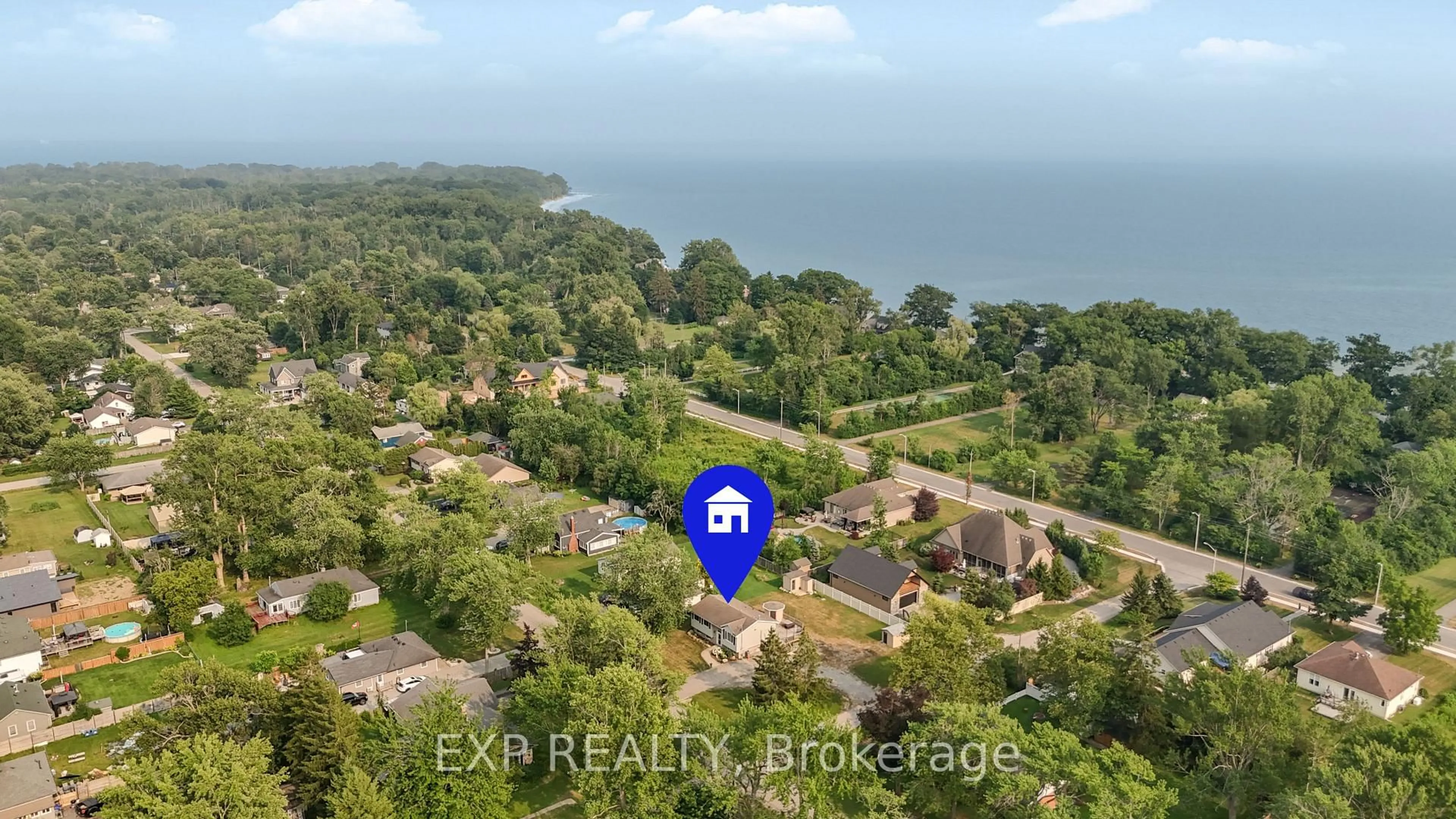 A pic from outside/outdoor area/front of a property/back of a property/a pic from drone, water/lake/river/ocean view for 3209 YOUNG Ave, Fort Erie Ontario L0S 1N0
