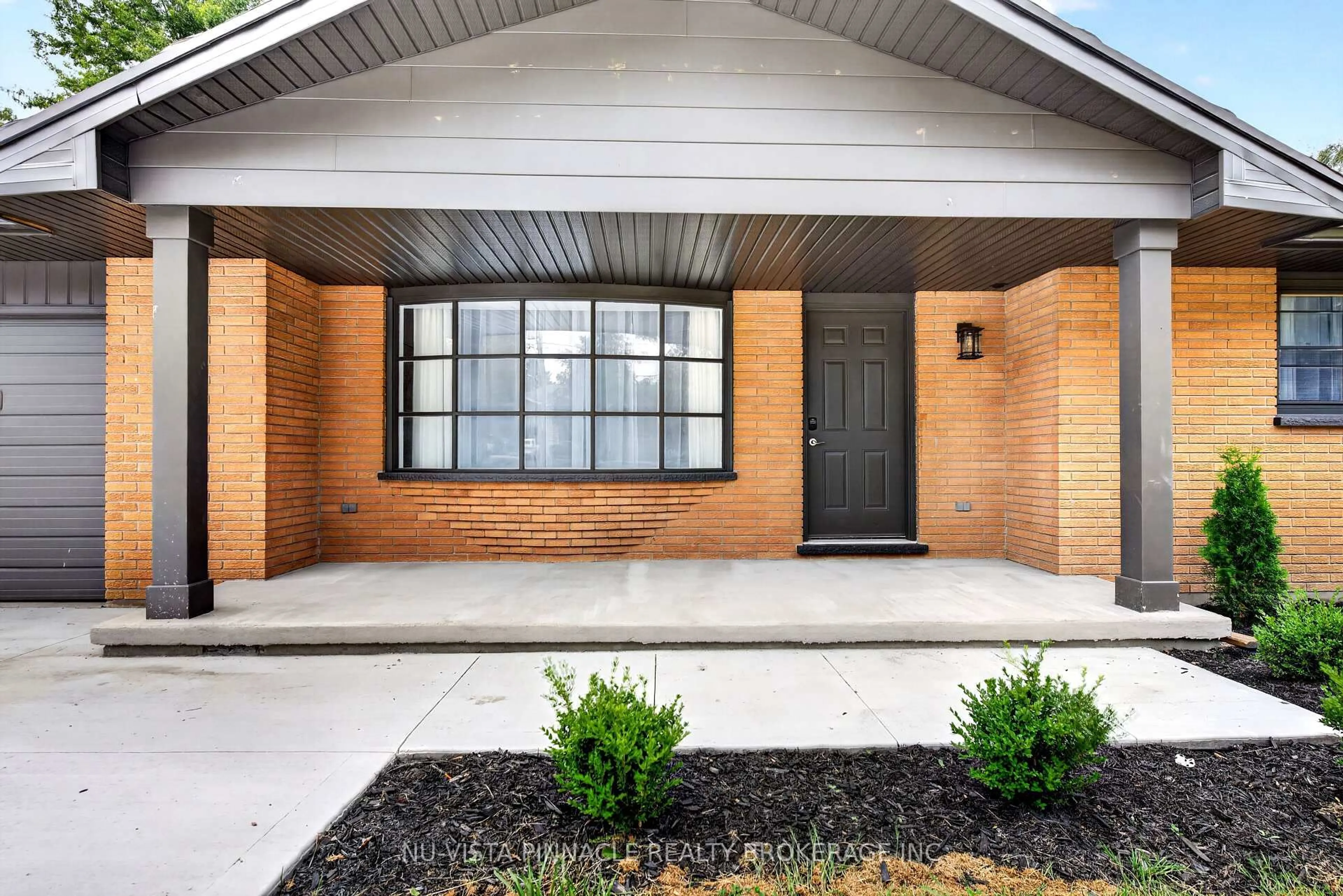 Home with brick exterior material, street for 258 Miller Rd, Dutton/Dunwich Ontario N0L 1J0