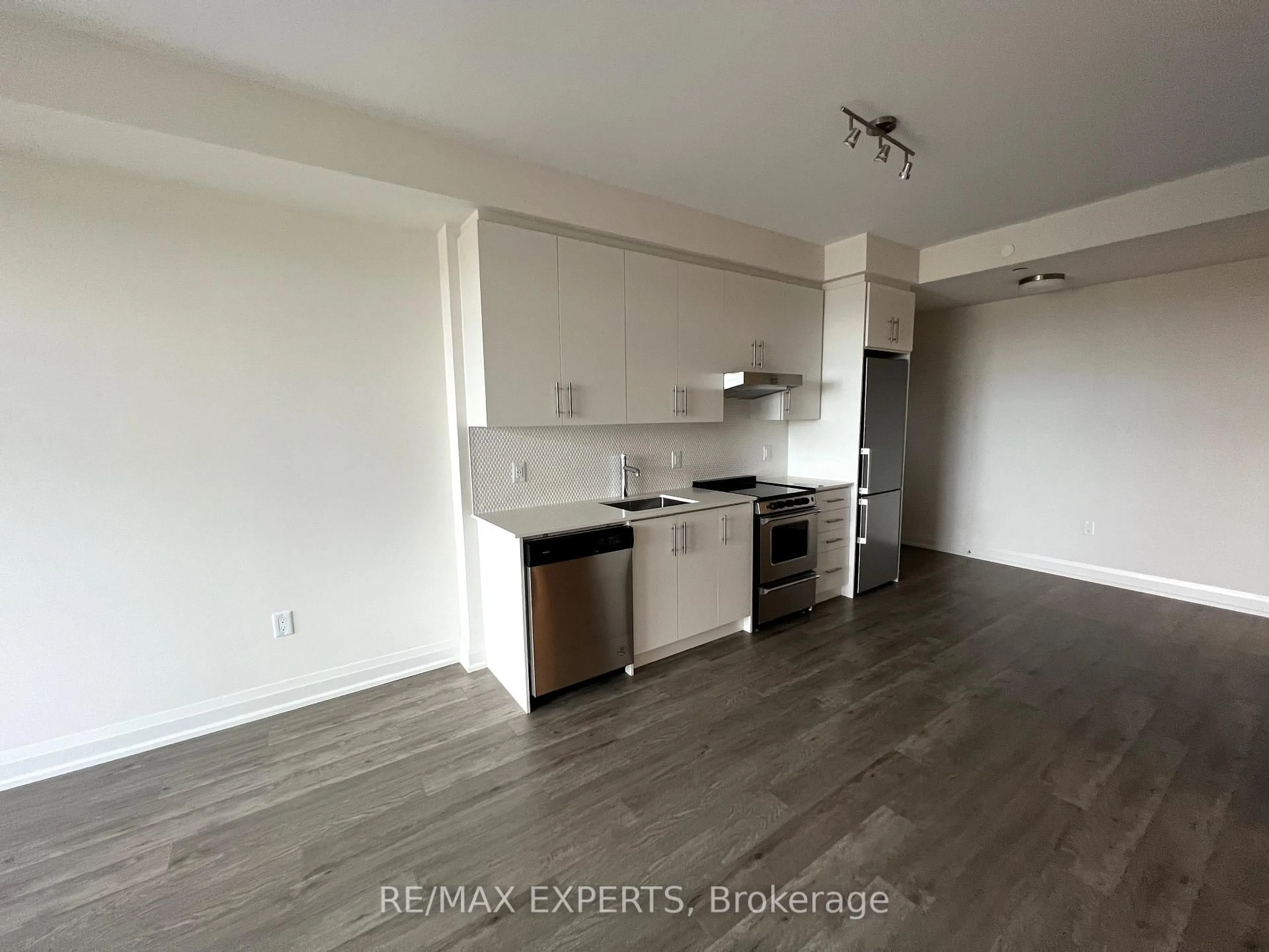Unknown for 212 King William St #602, Hamilton Ontario L8R 0A7