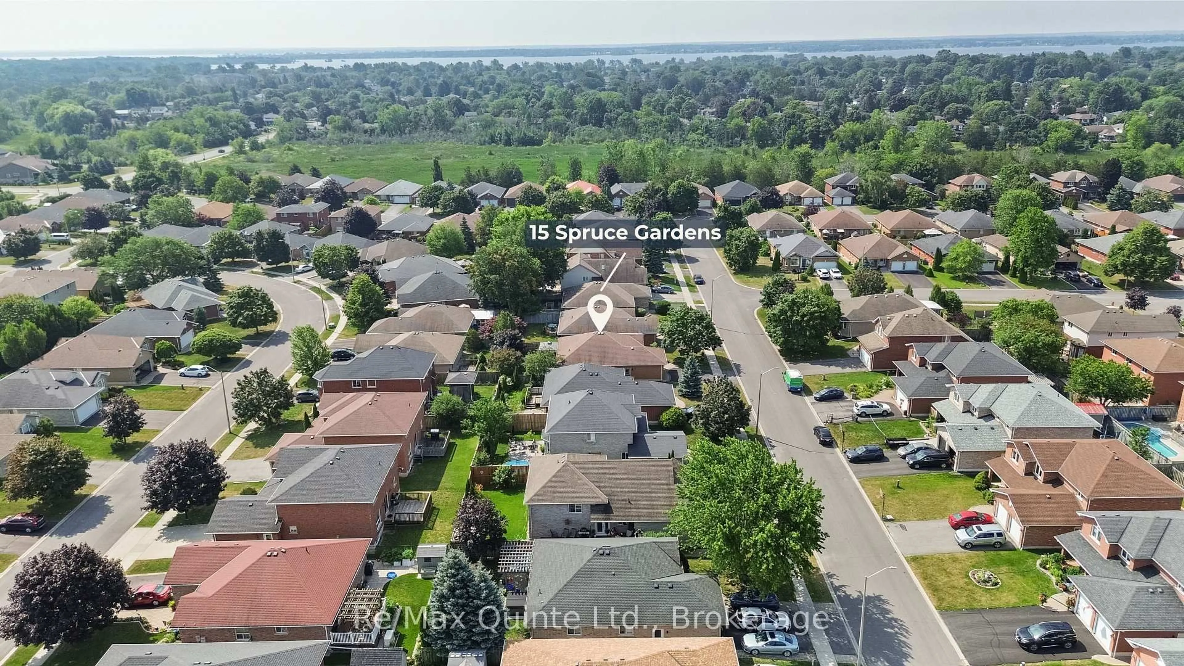 A pic from outside/outdoor area/front of a property/back of a property/a pic from drone, street for 15 Spruce Gdns, Belleville Ontario K8N 5W3