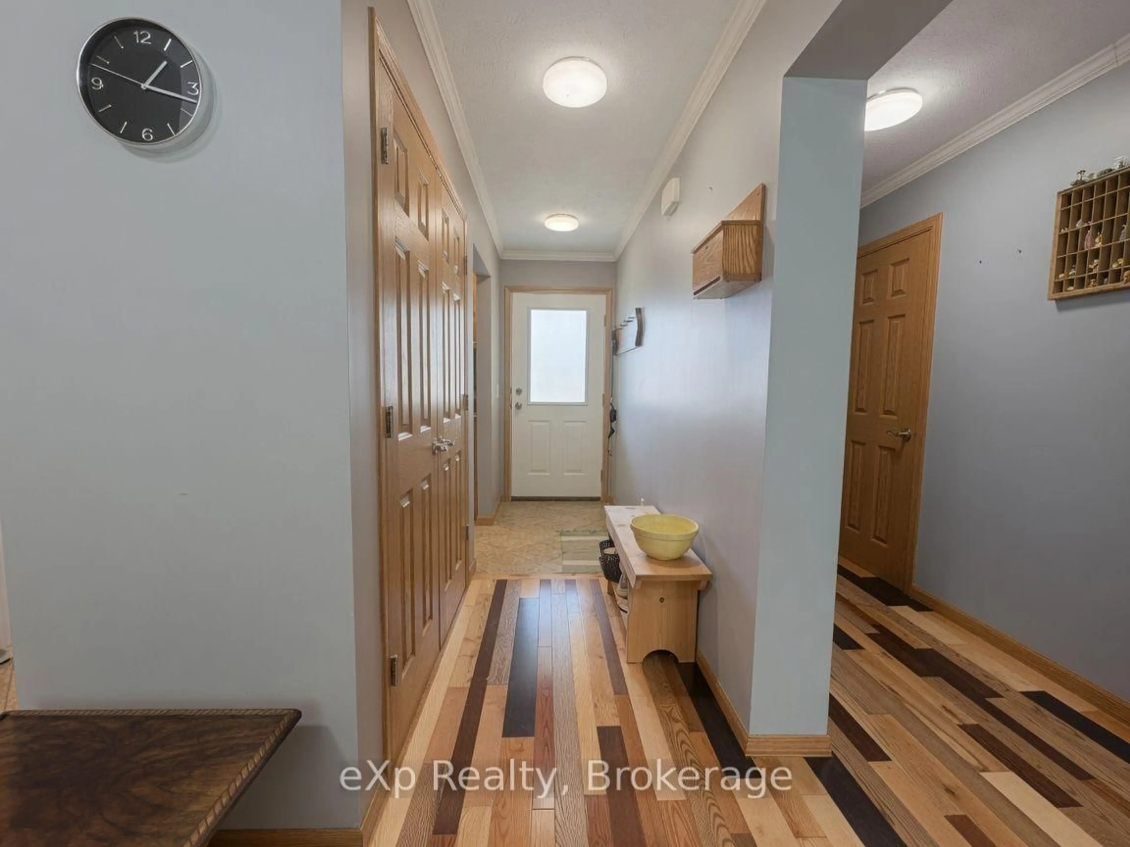 Indoor entryway for 36 Church St, Kincardine Ontario N0G 2T0