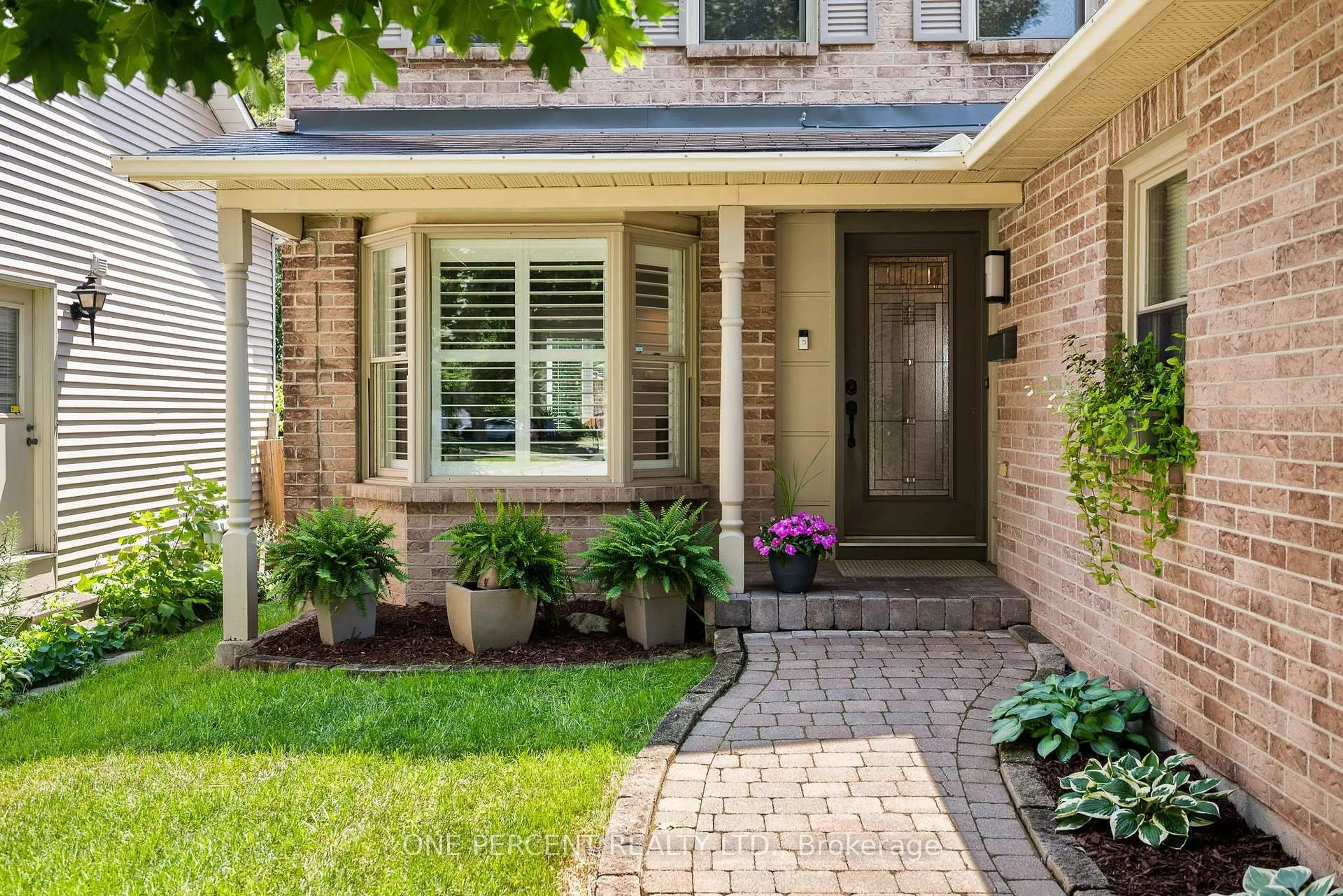 Home with brick exterior material, street for 1568 Sunview Dr, Ottawa Ontario K1C 5A3