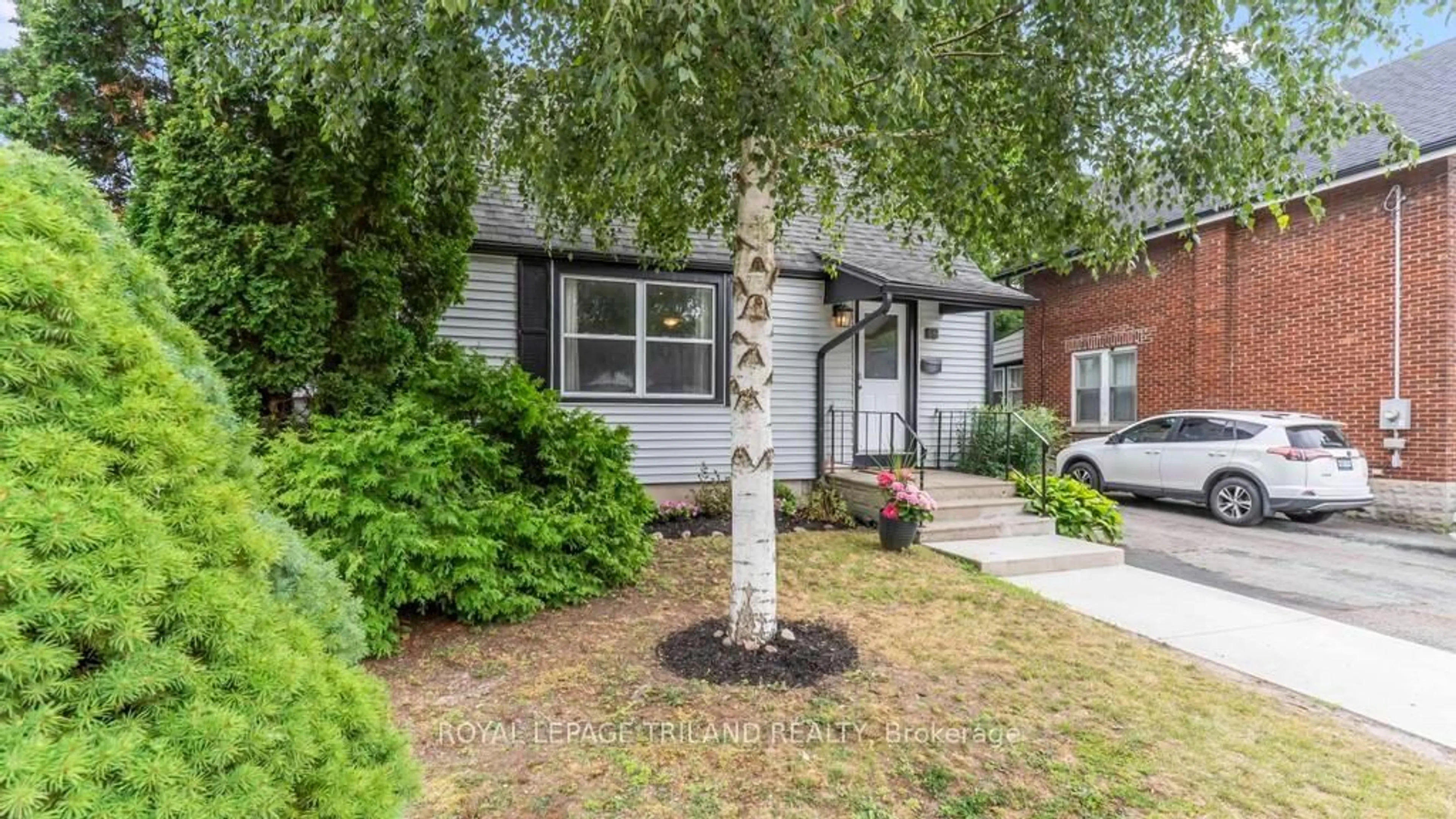Home with brick exterior material, street for 58 Wyatt St, London North Ontario N6H 1A7