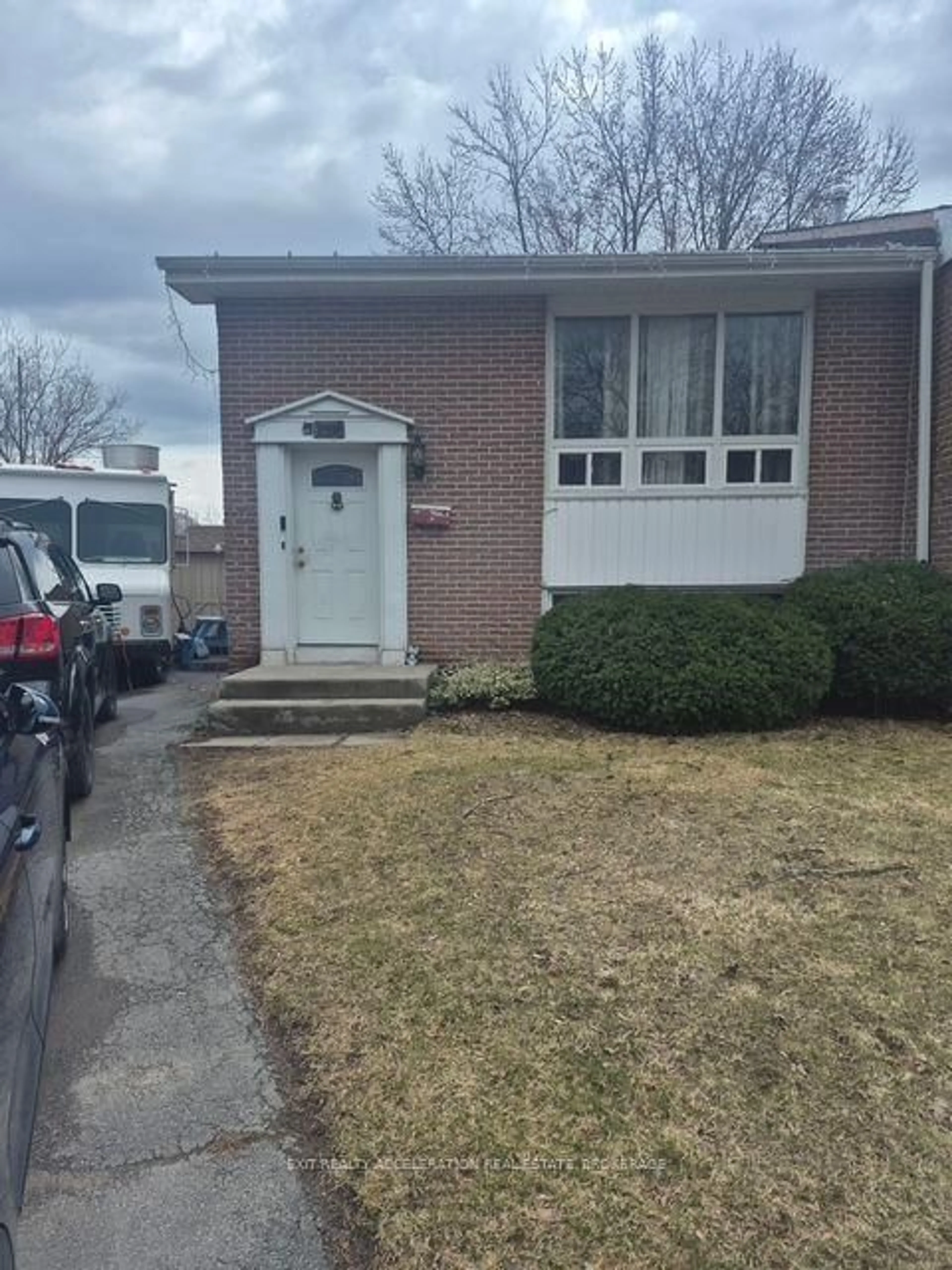 Home with brick exterior material, street for 21 Camden Crt, Kingston Ontario K7K 5W6